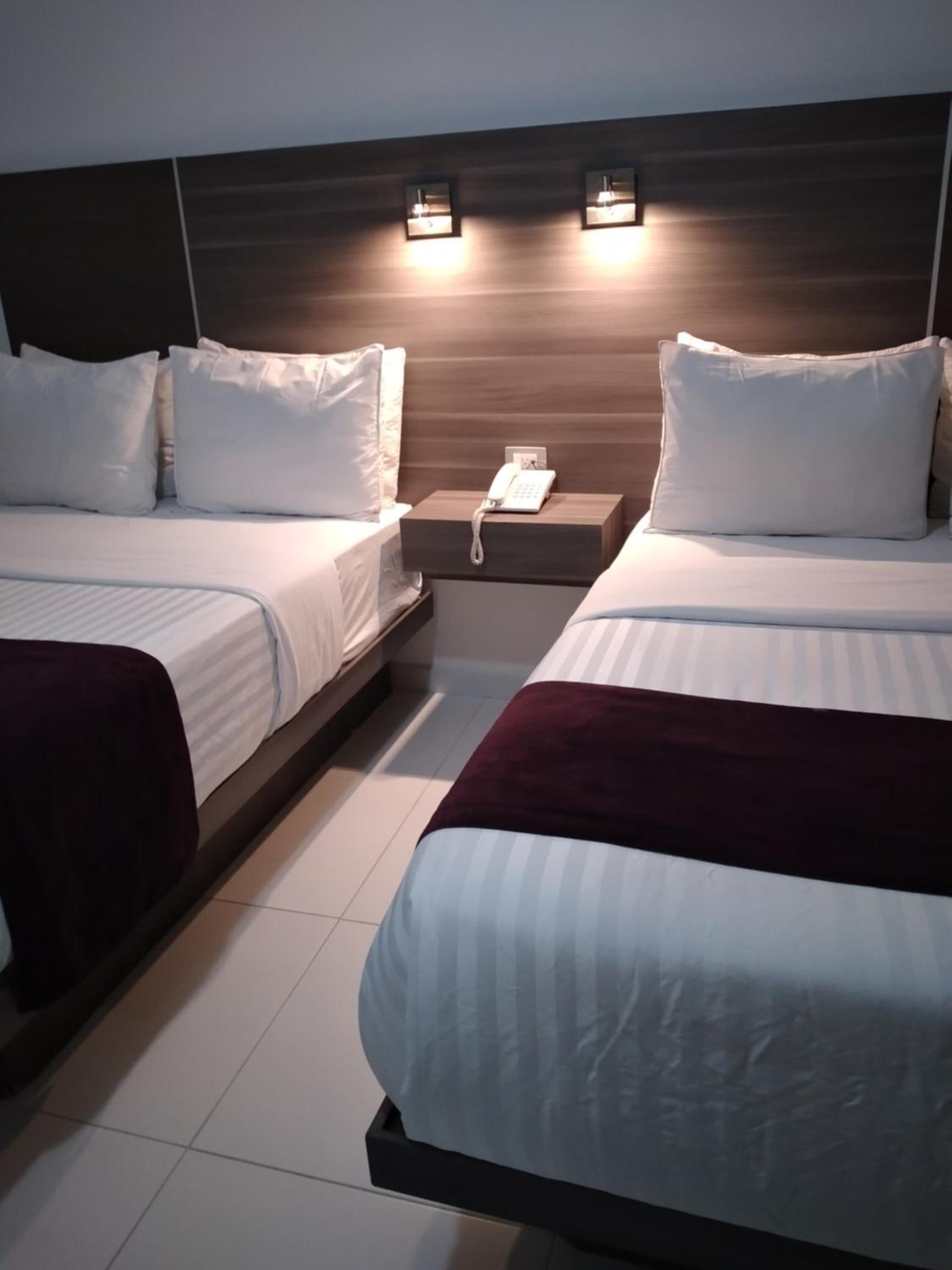 Double Room with Two Double Beds photo 3