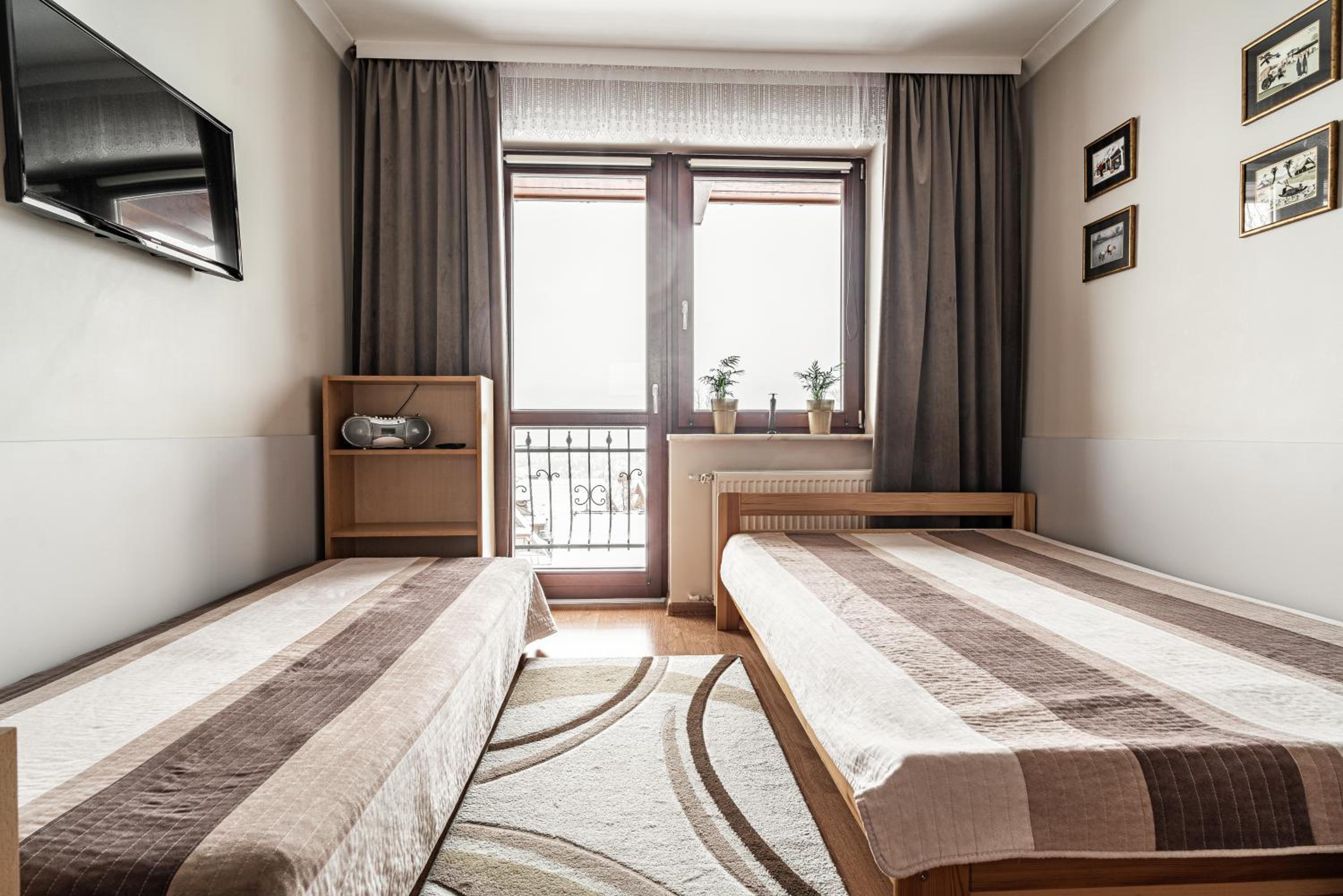 Standard Double Room with Balcony photo 2
