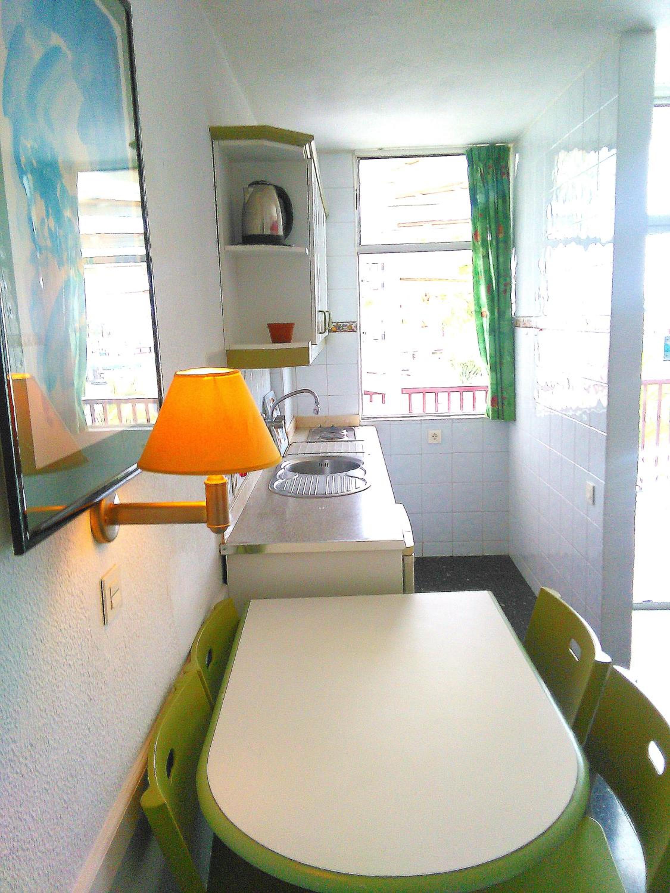 One-Bedroom Apartment photo 2
