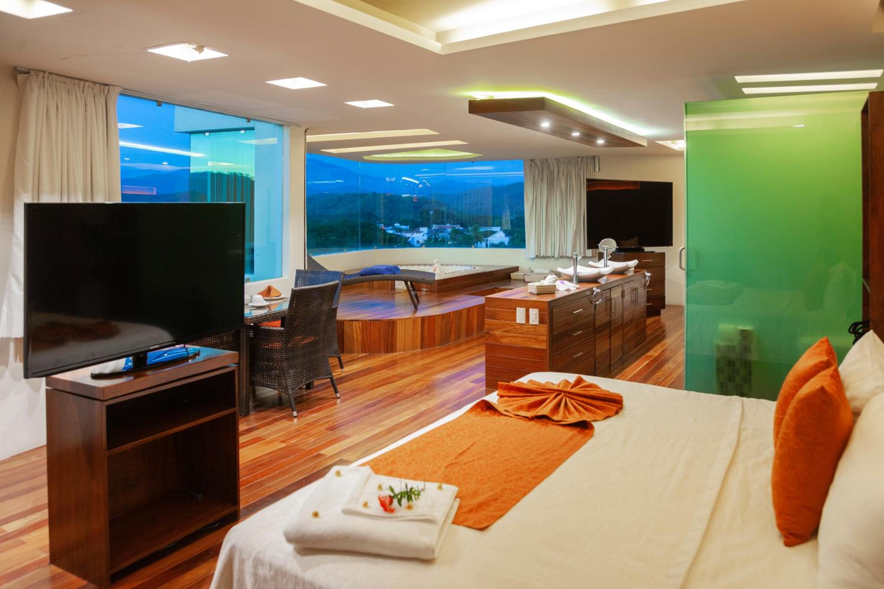 Suite with City View