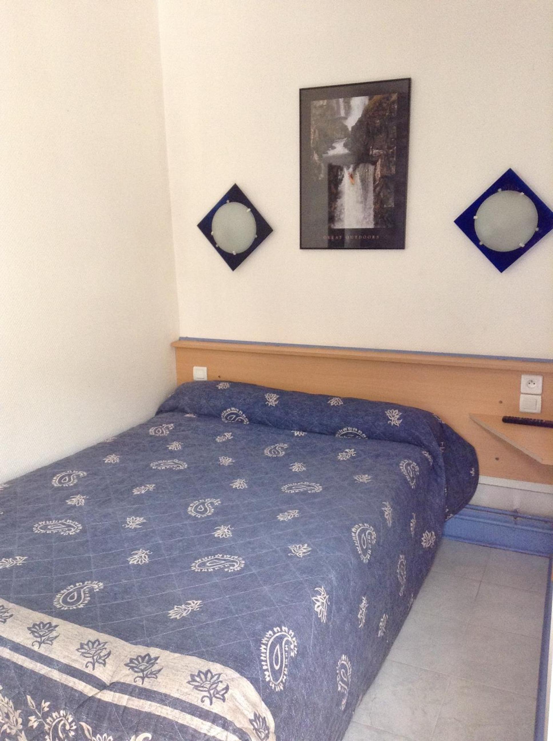 Double Room - Photo 4