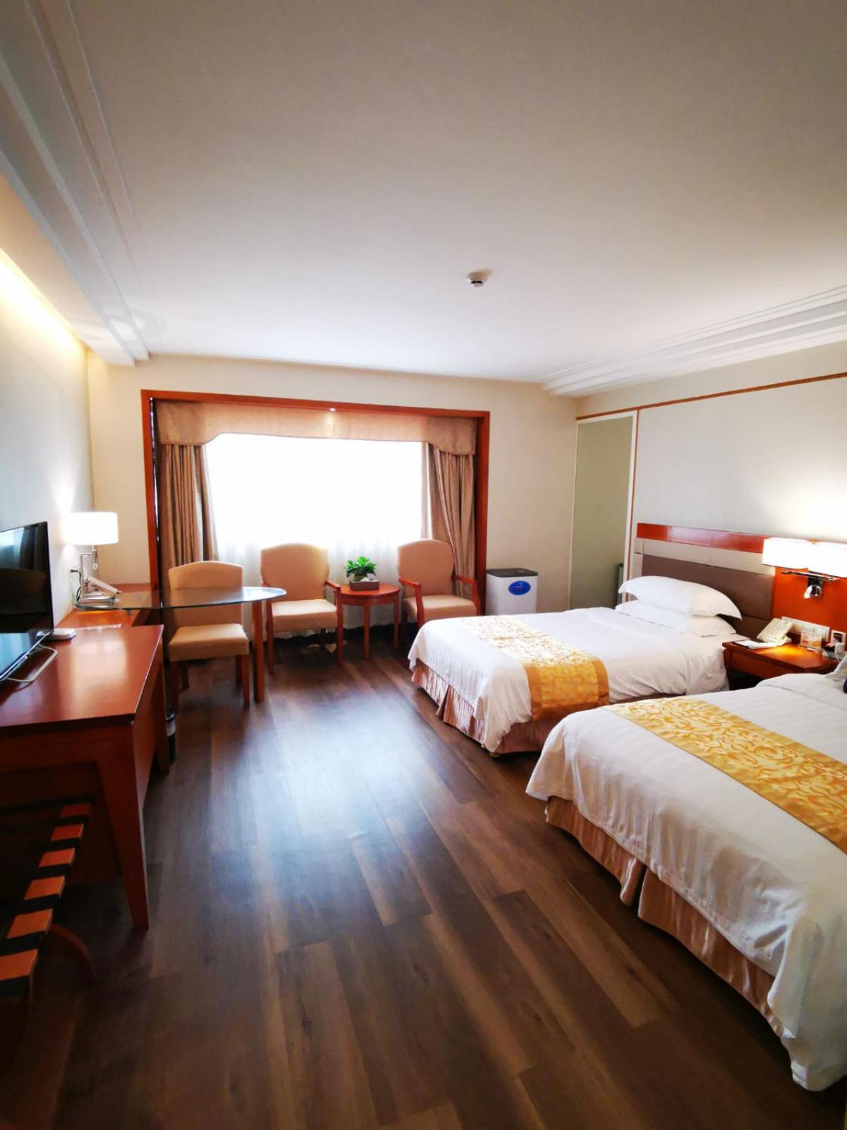 Standard Twin Room photo 2