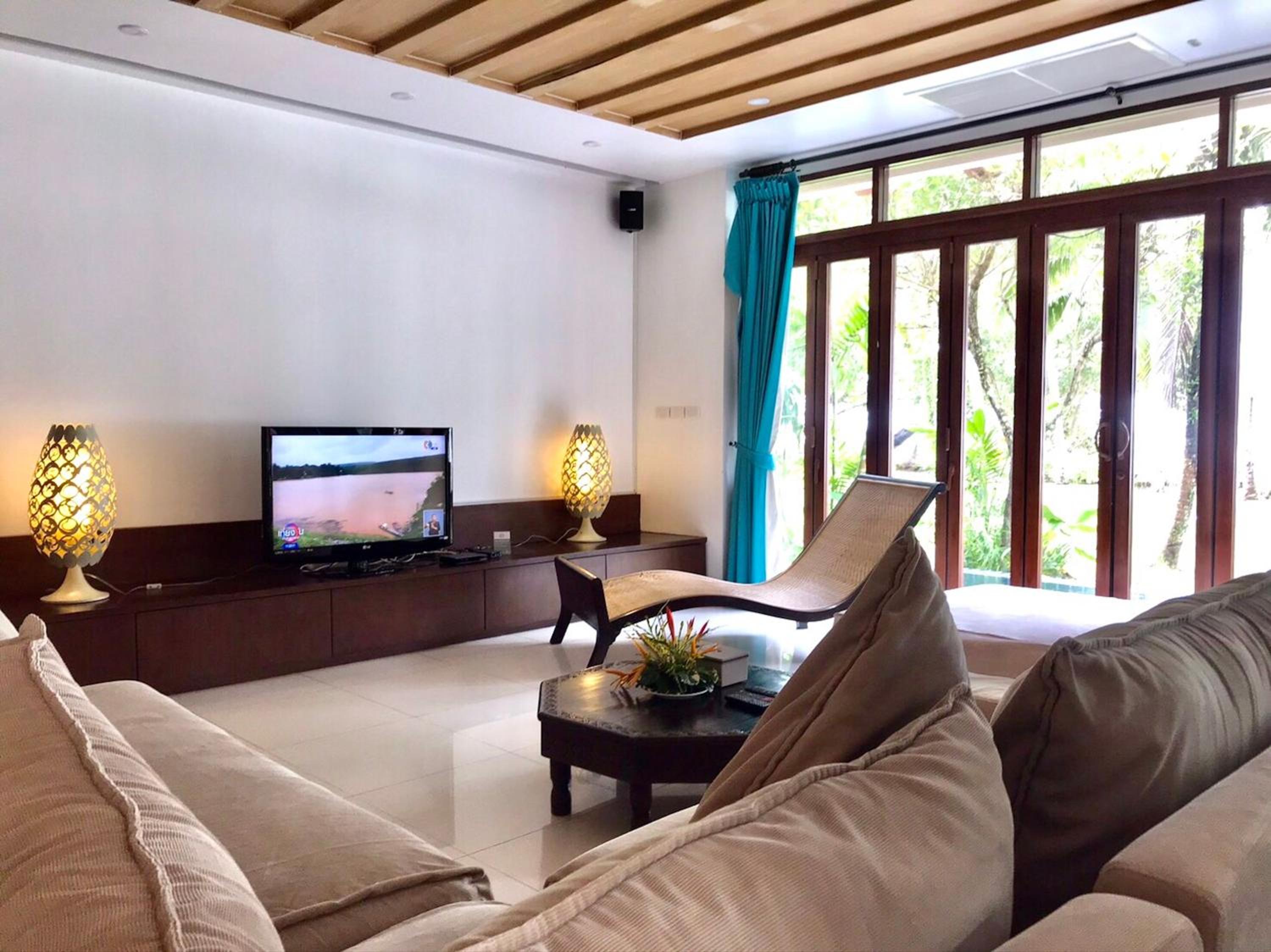 Villa - Beach Front - Photo 25