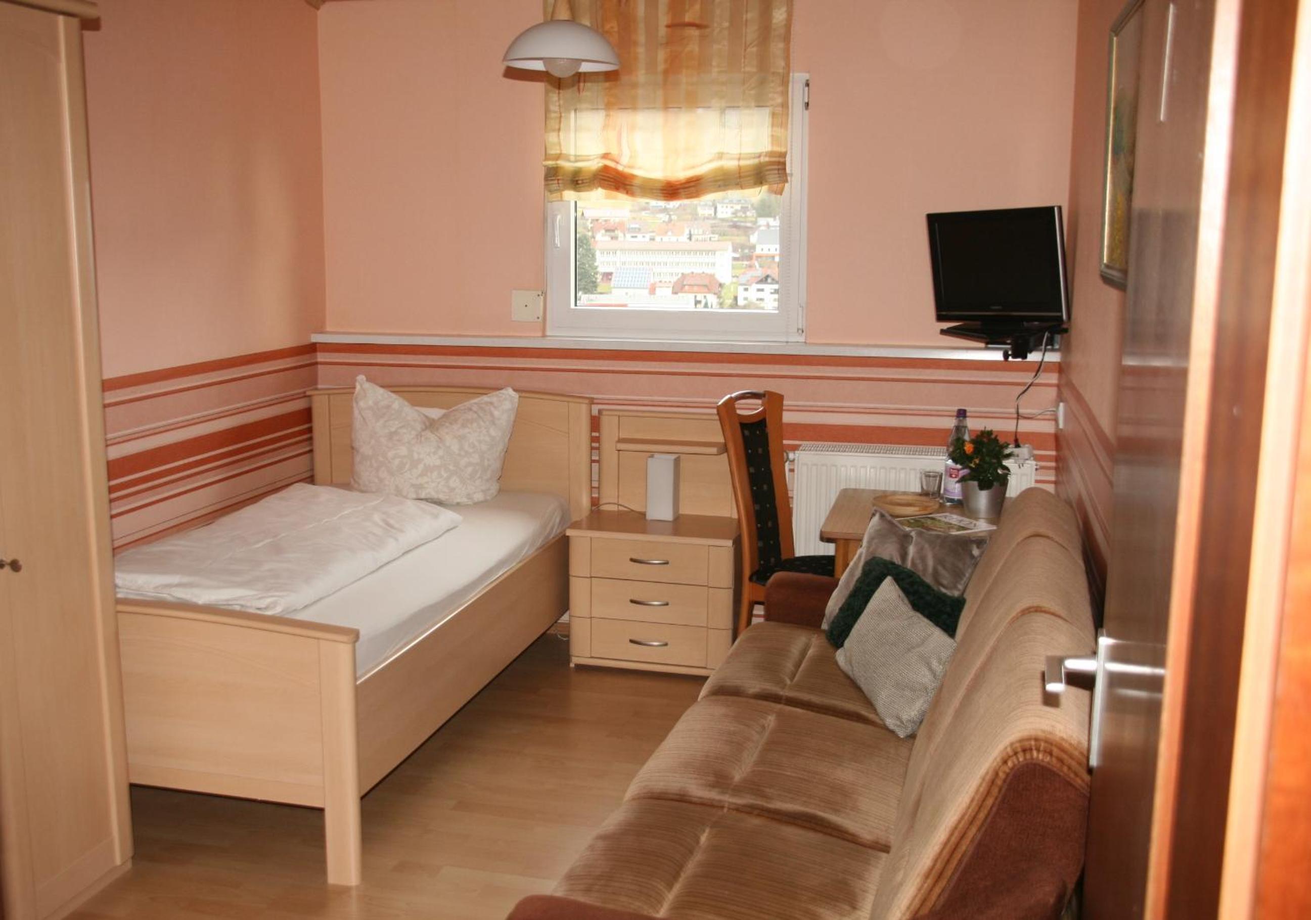 Single Room photo 3