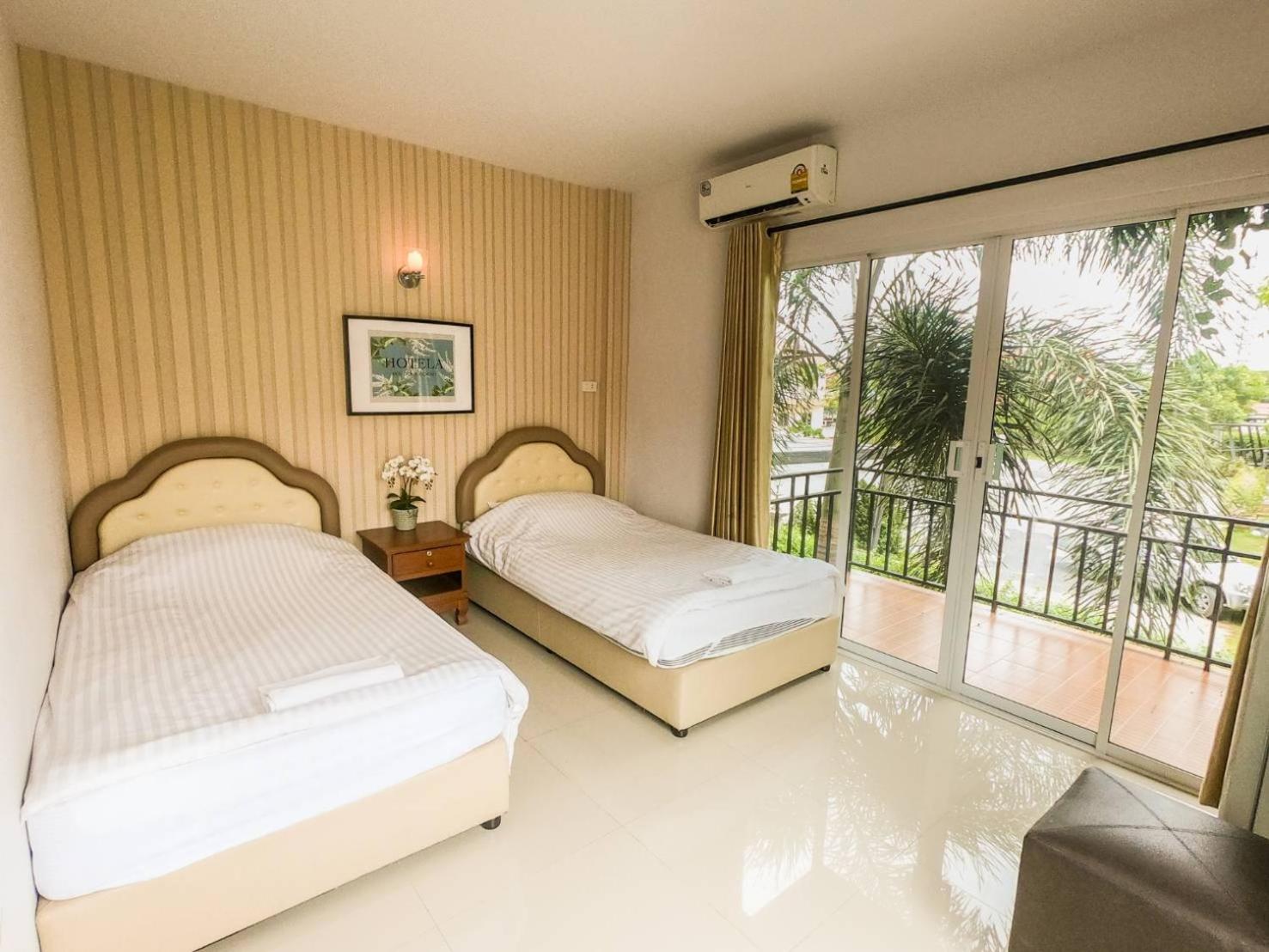 Twin Room photo 1