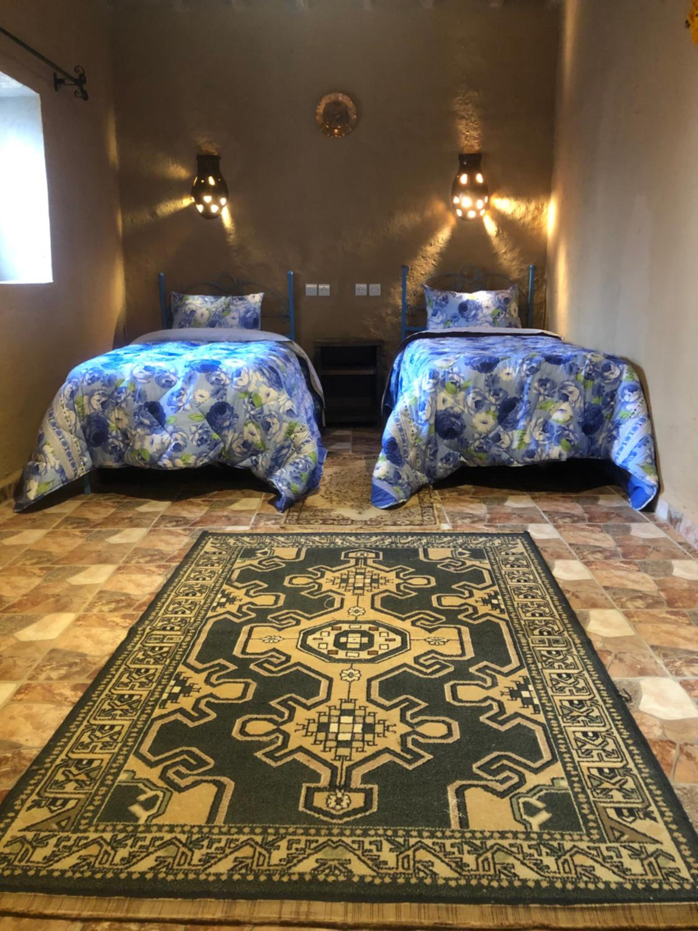 Triple Room with Private Bathroom - Photo 2