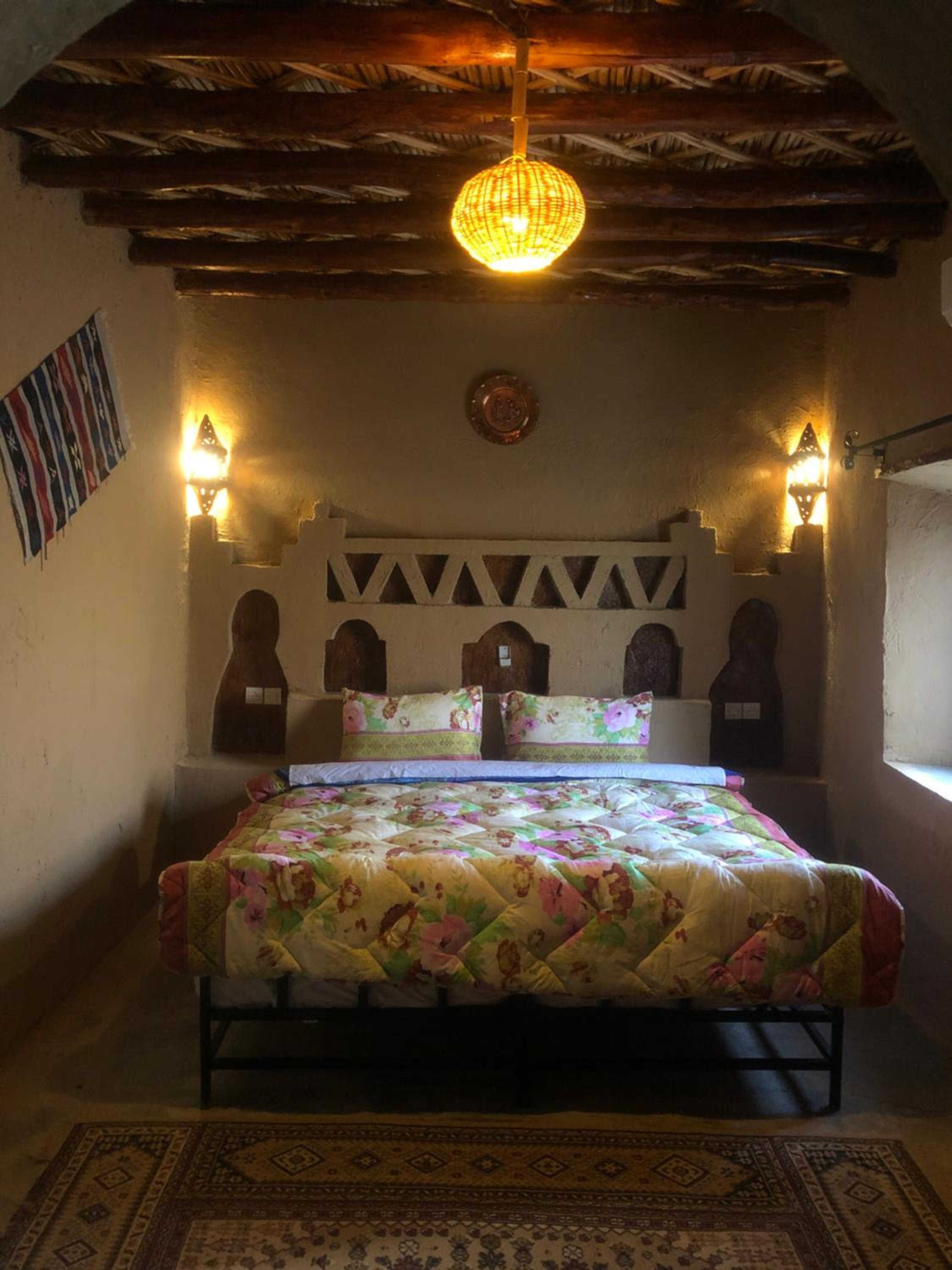 Double Room with Private Bathroom - Photo 8