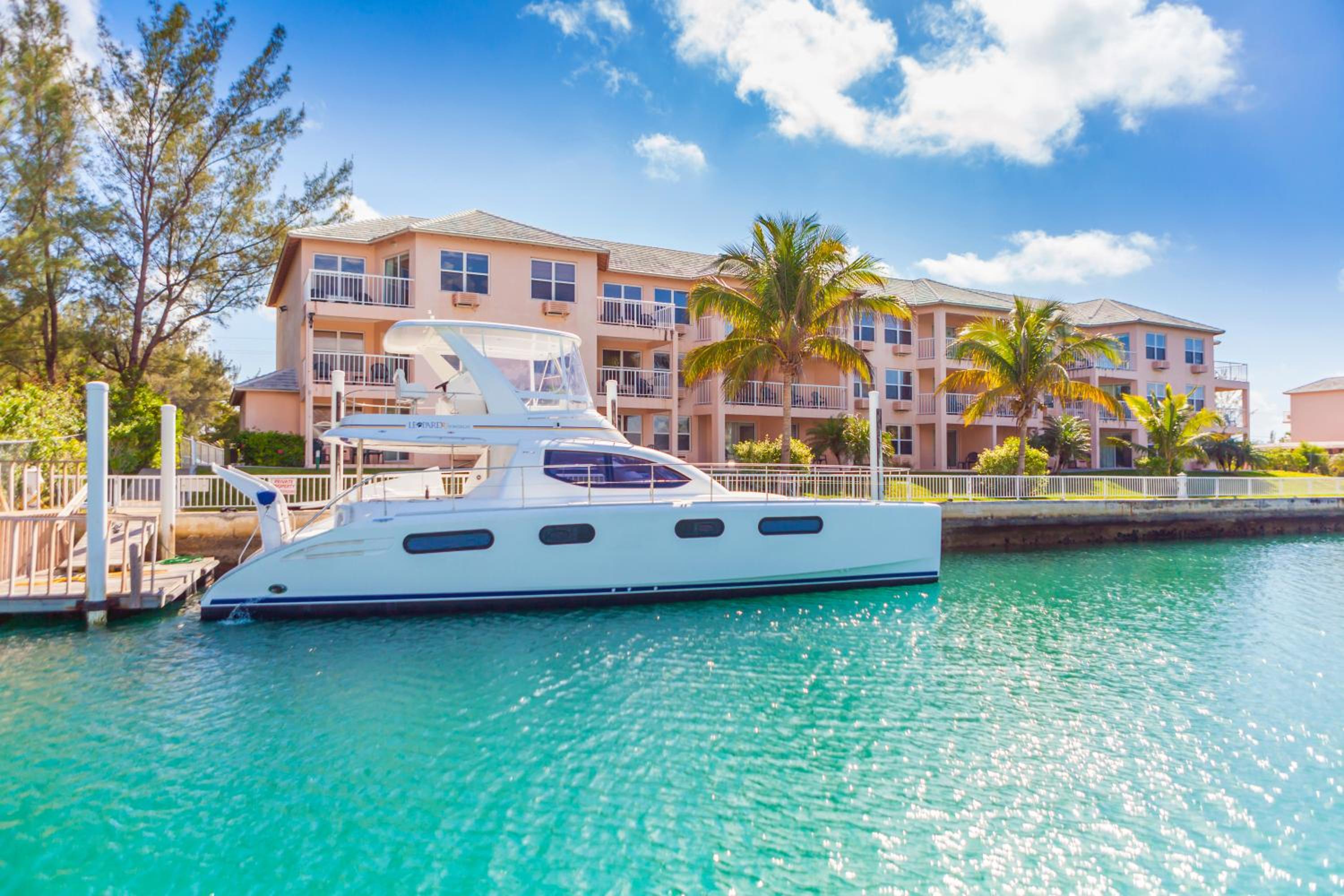 One-Bedroom Suite Marina View