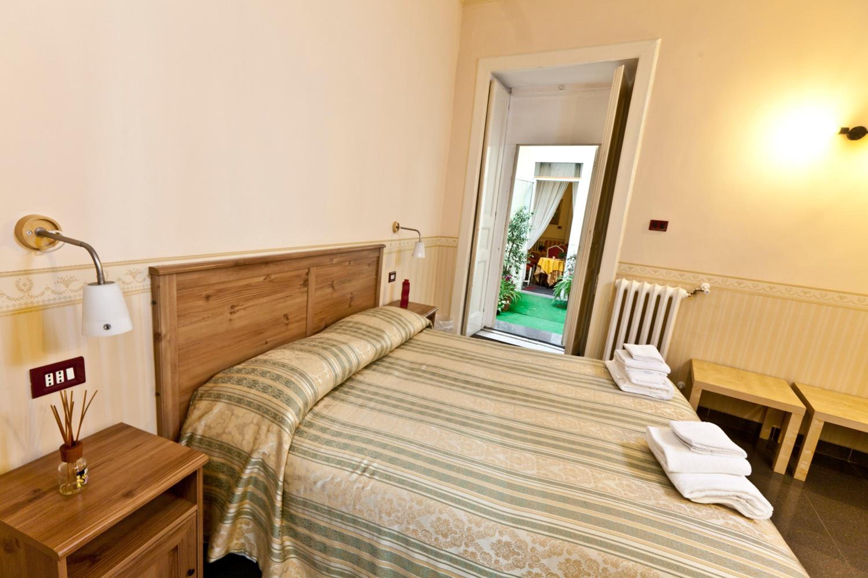 Triple Room photo 3