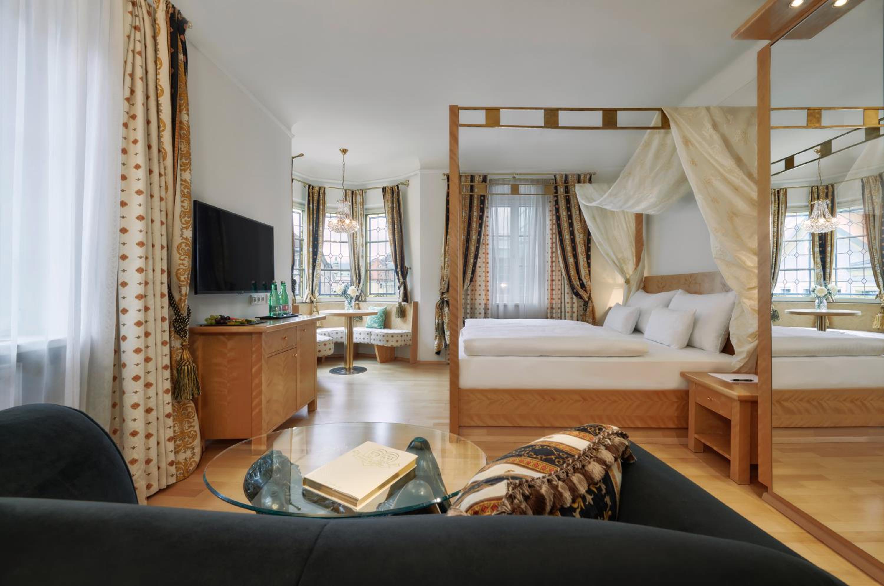 Available room