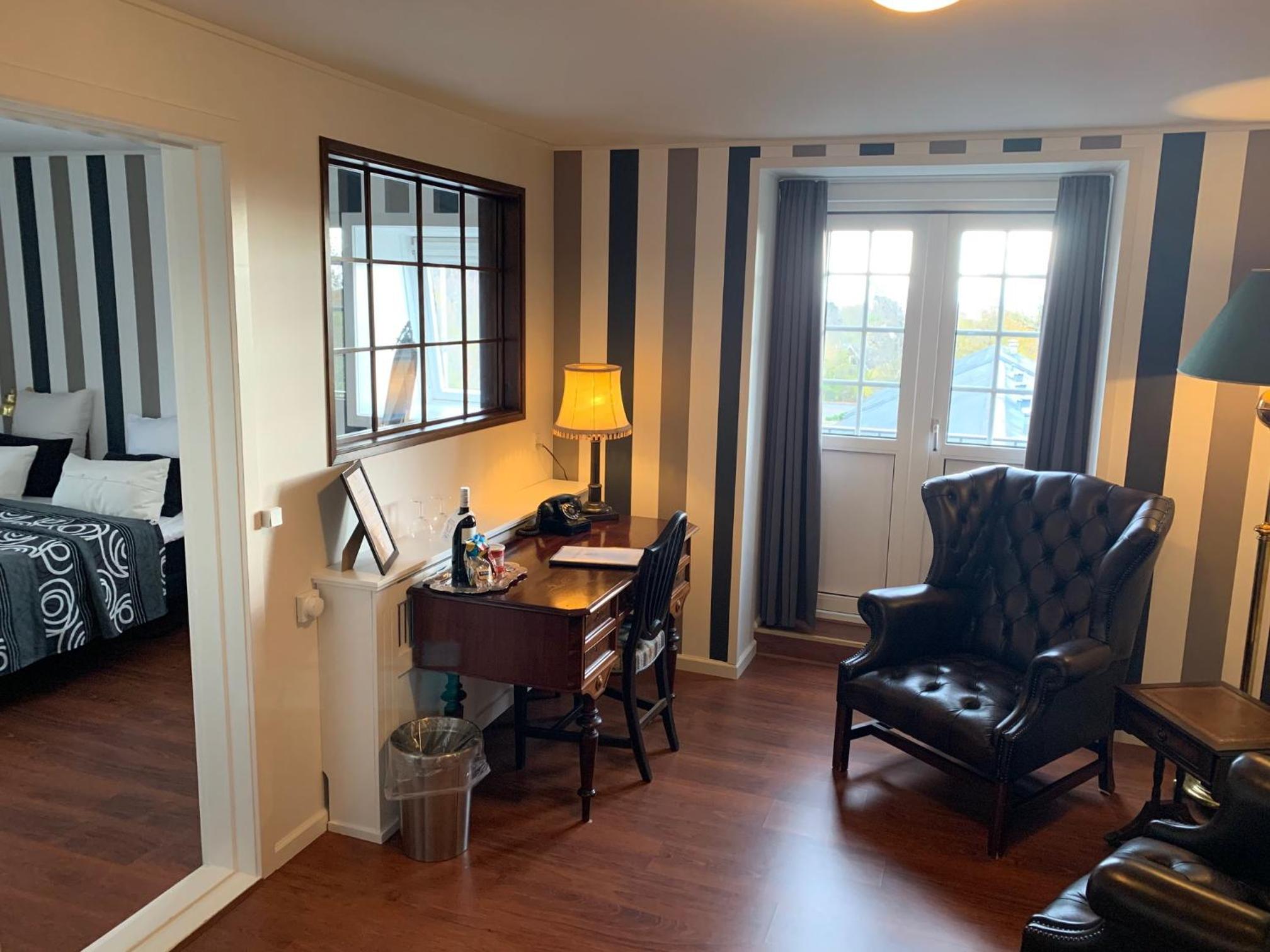 Junior Suite with French Balcony photo 1