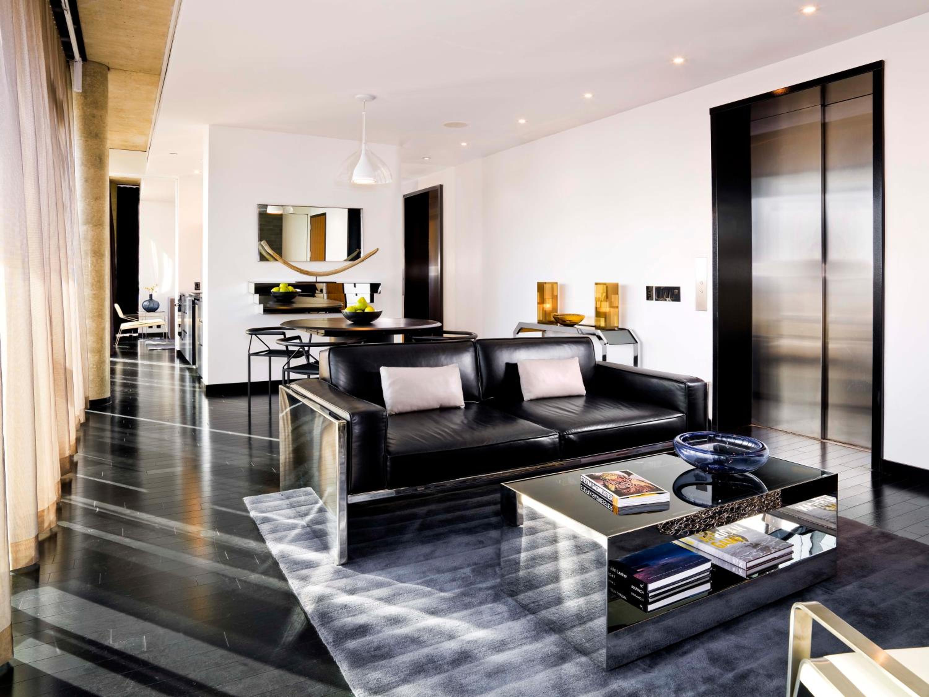 Suite photo 1