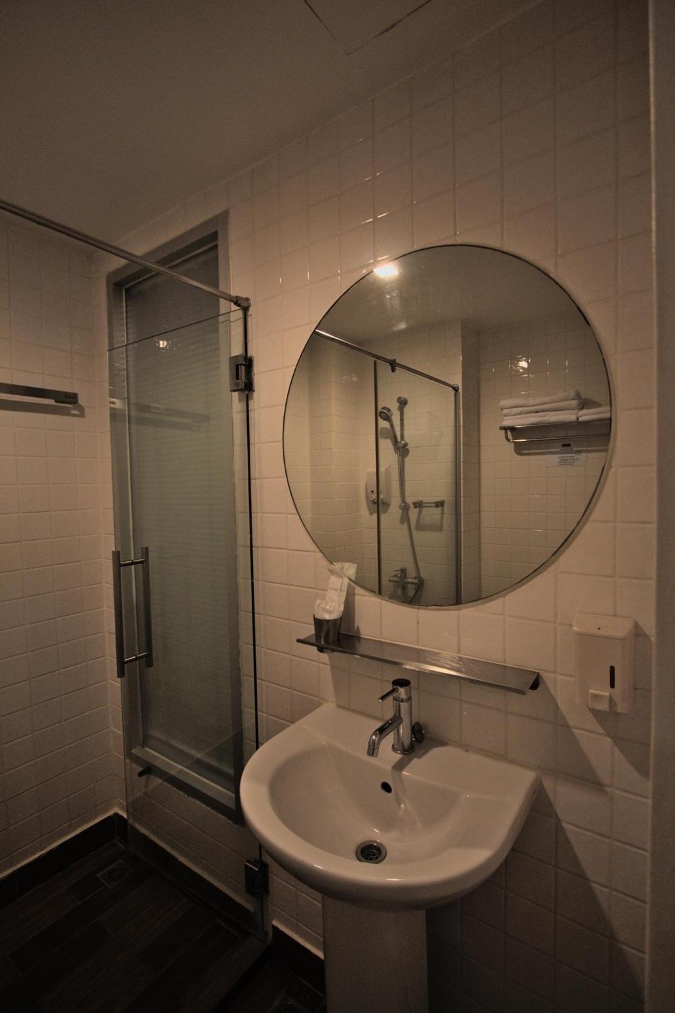 Deluxe Twin Room photo 3