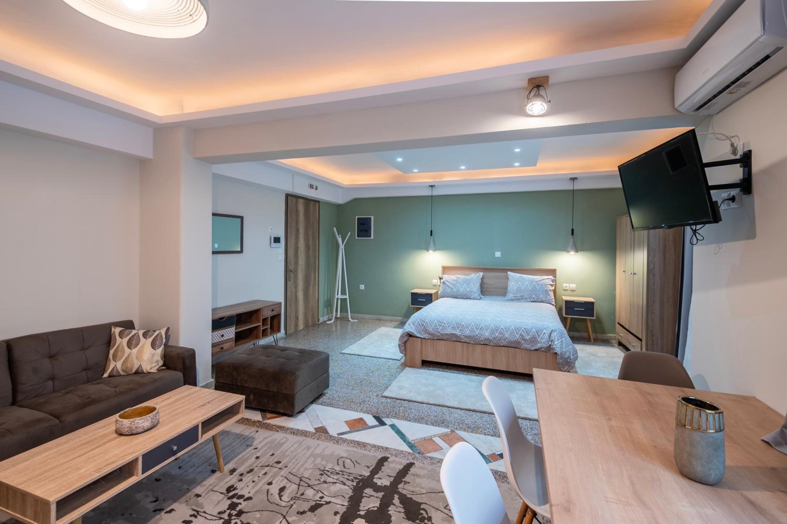 One-Bedroom Apartment