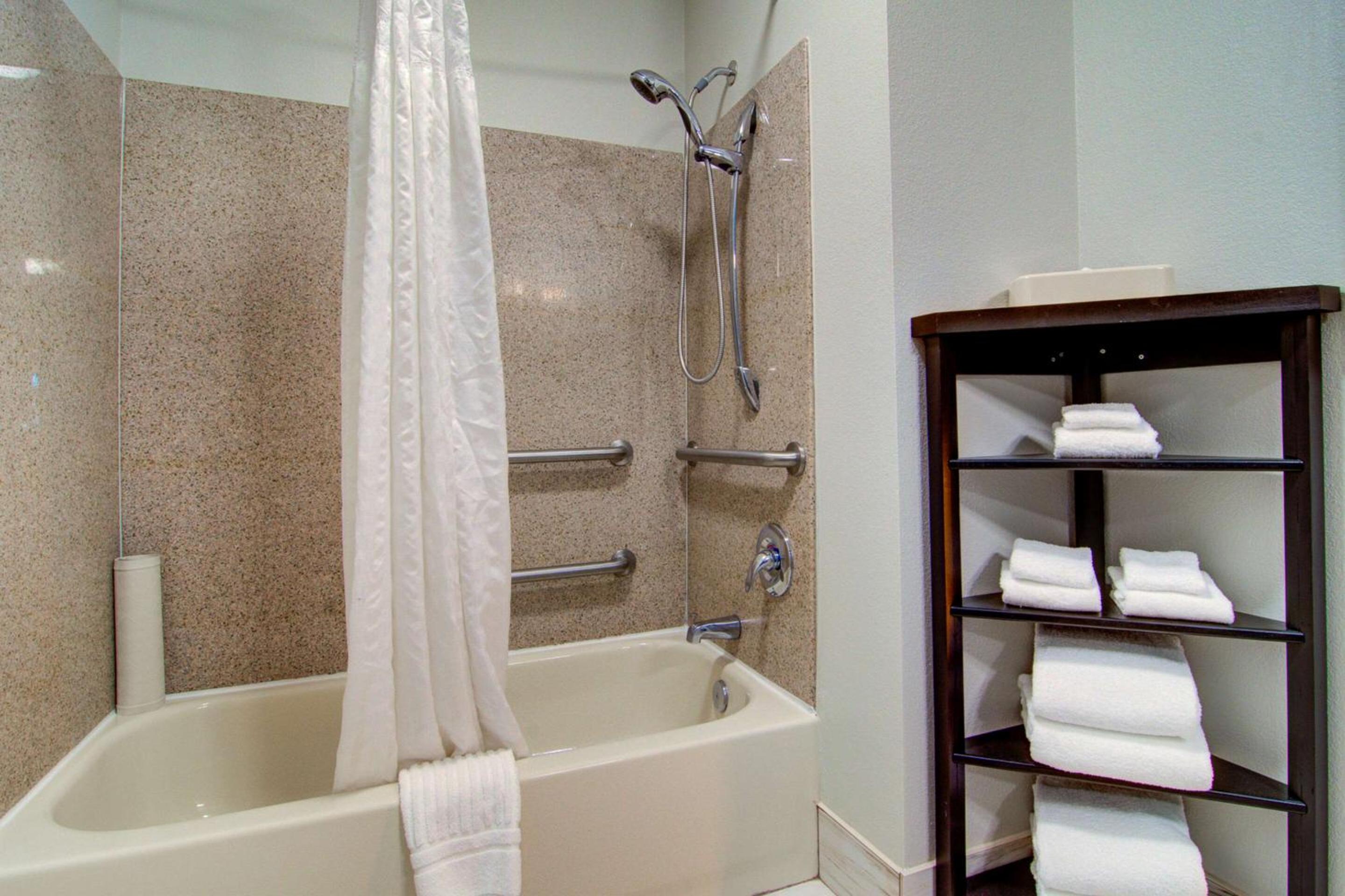Comfort Suites Newport News Airport, 写真 4