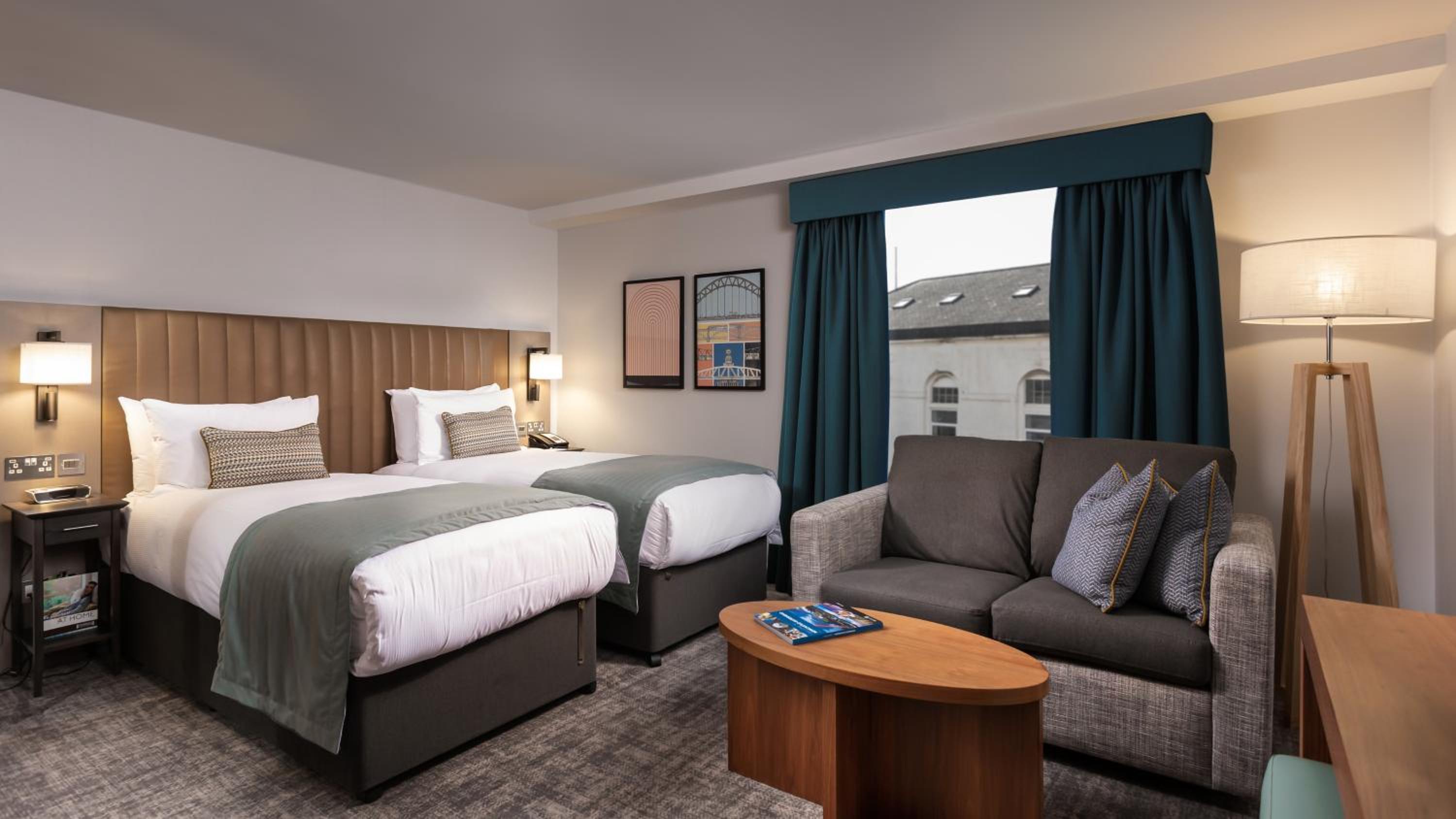 Superior Twin Room - Photo 1