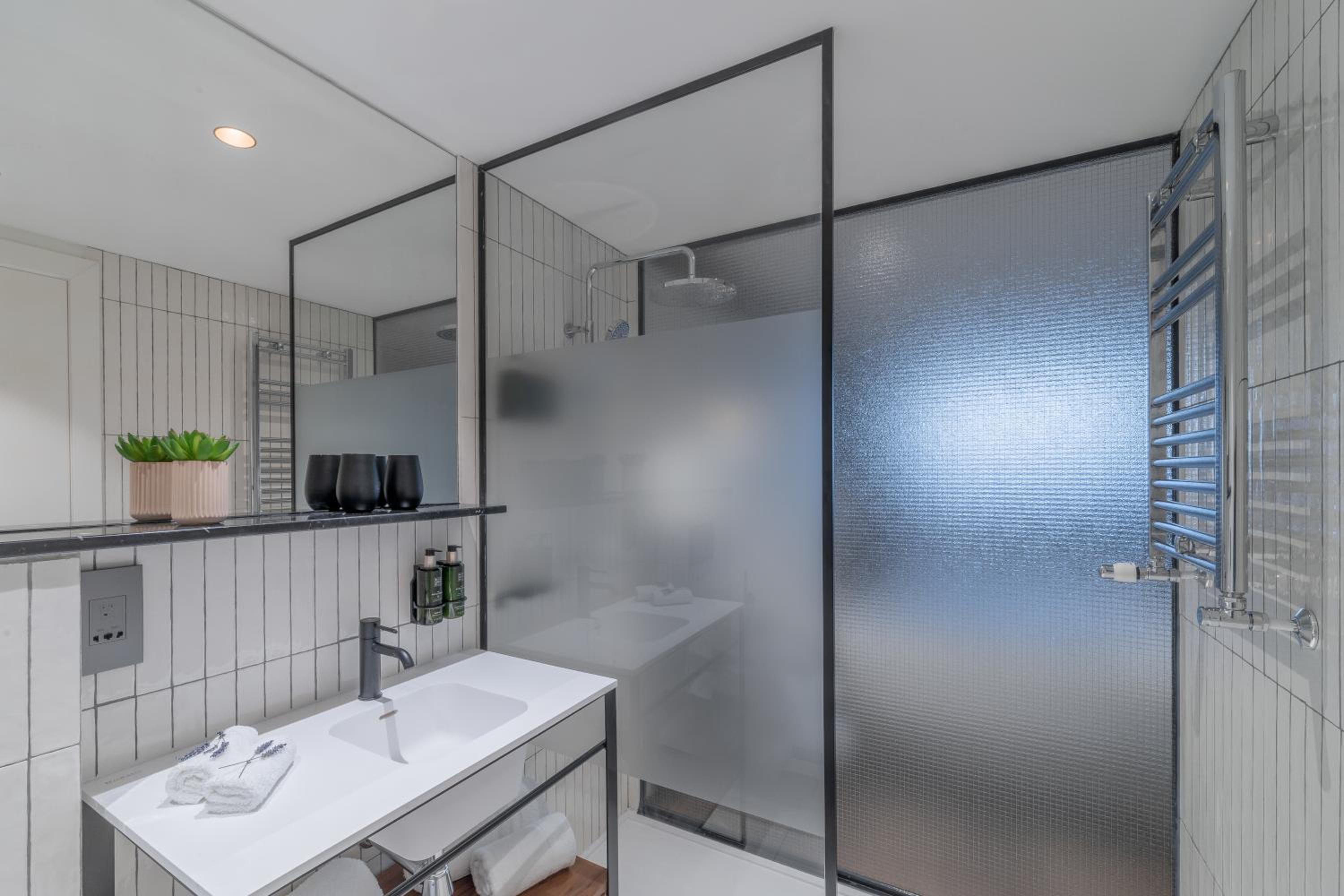 The Level Premium Room with Executive Lounge Access photo 2