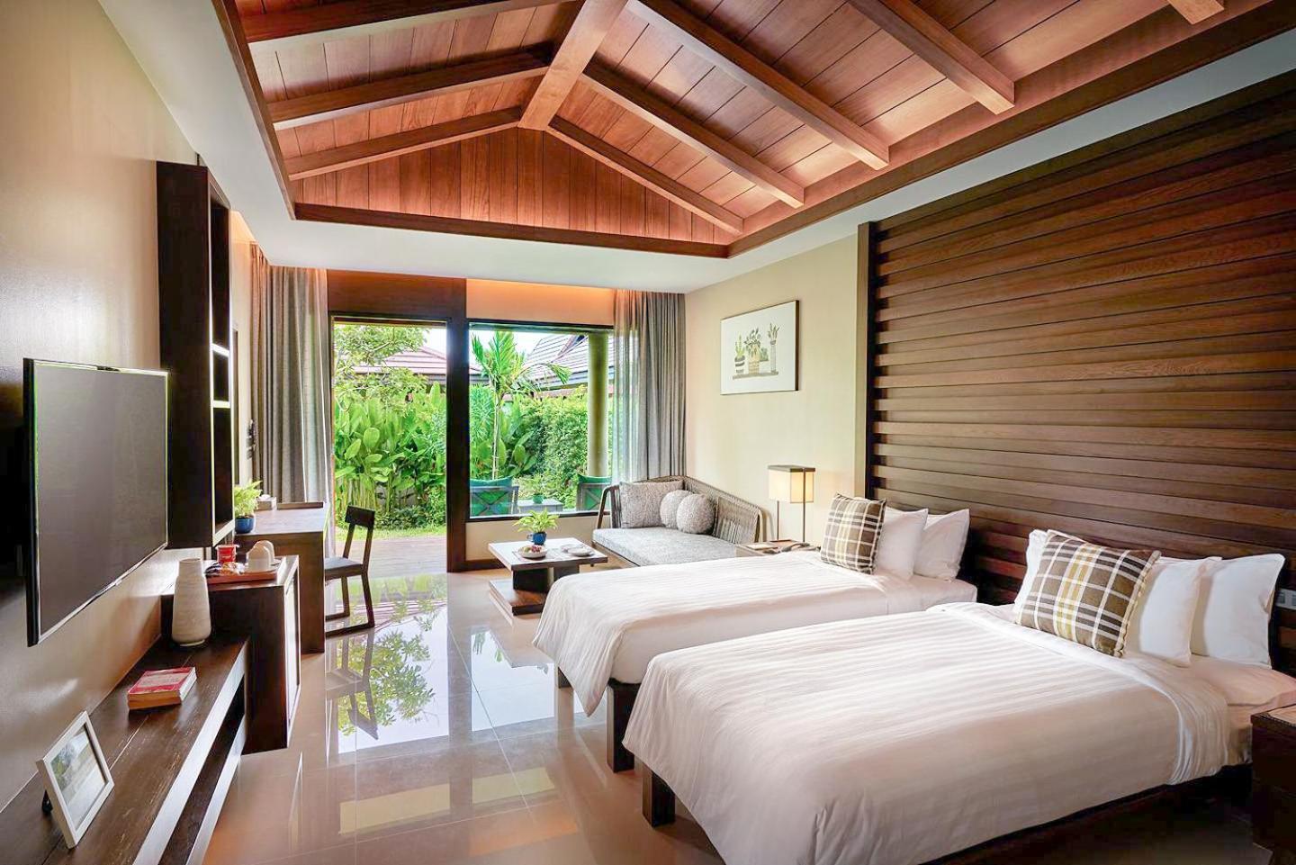 Villa with Garden View - Photo 5