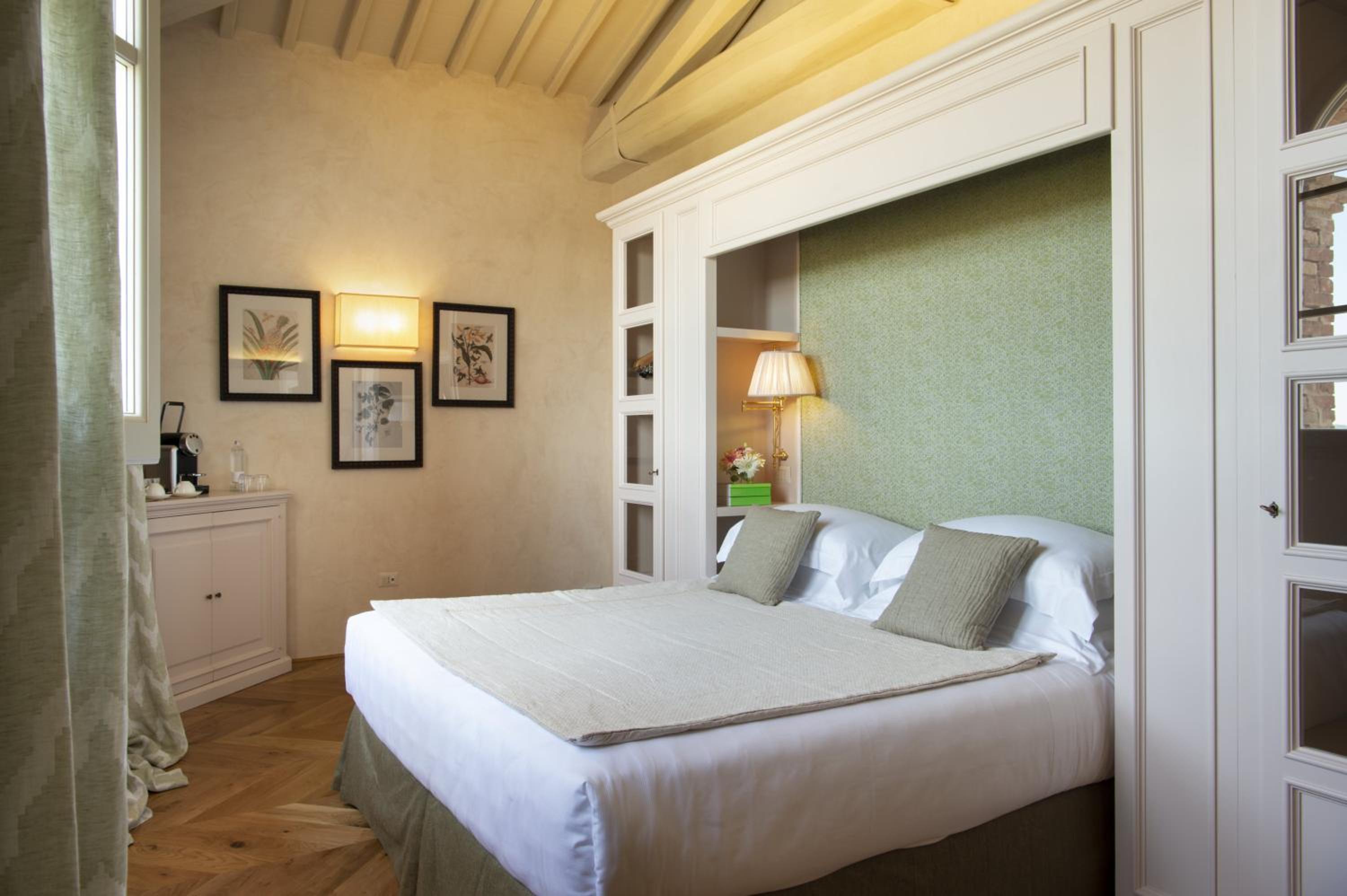 Standard Double Room with One Double Bed and 2 Adults Occupancy (Non Smoking)