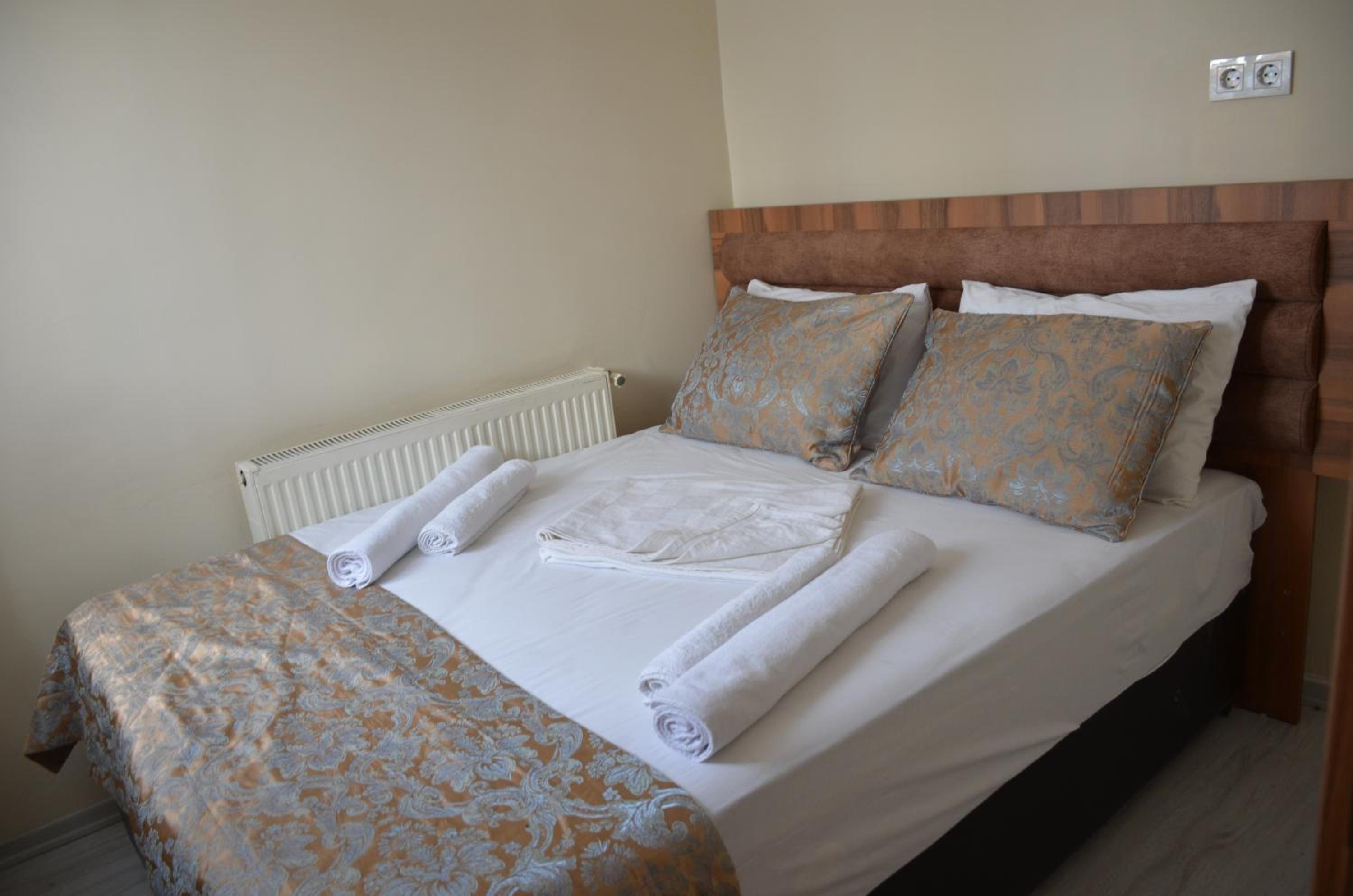 Deluxe Triple Room photo 3