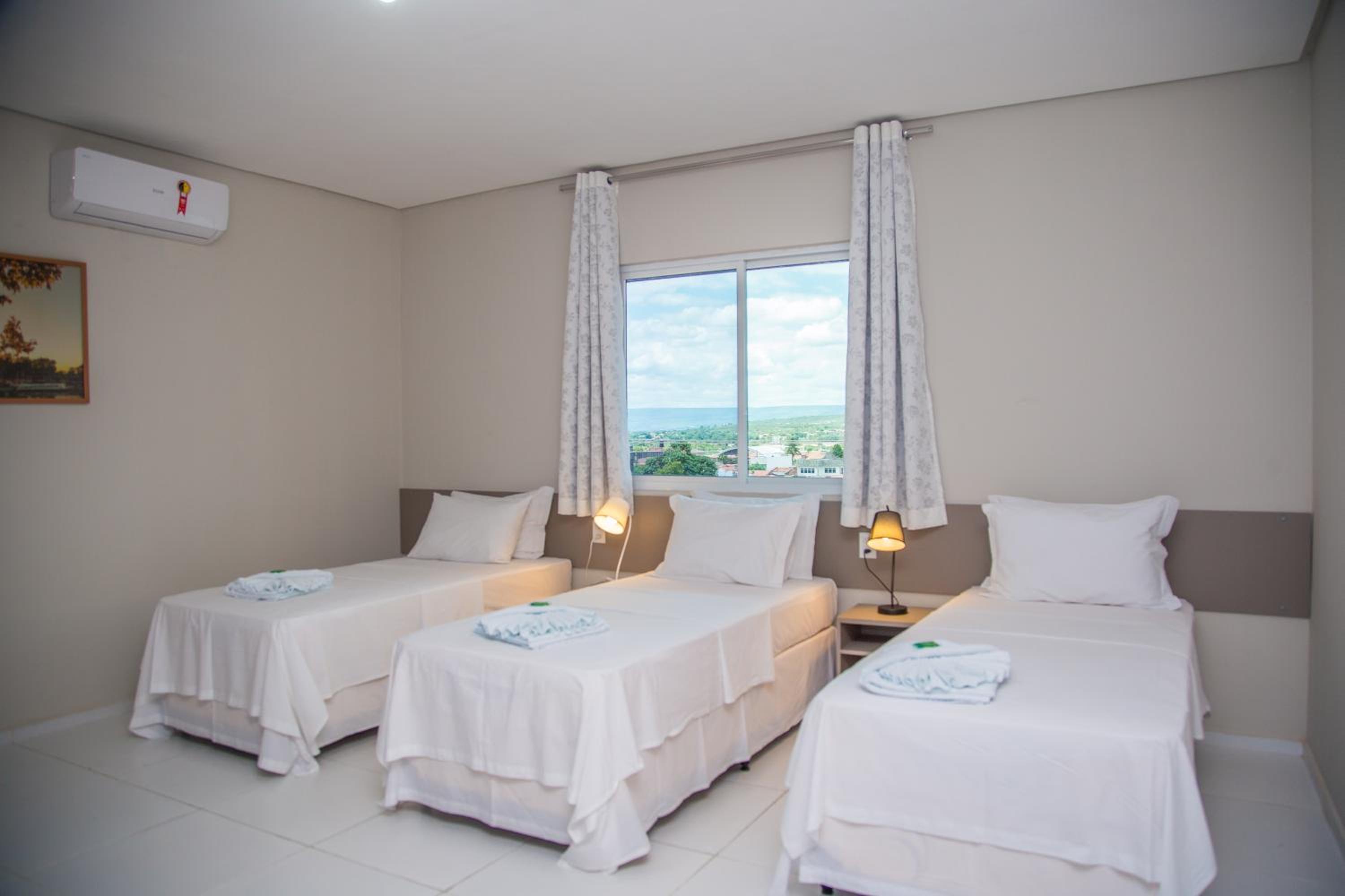 Triple Room with View - Photo 4