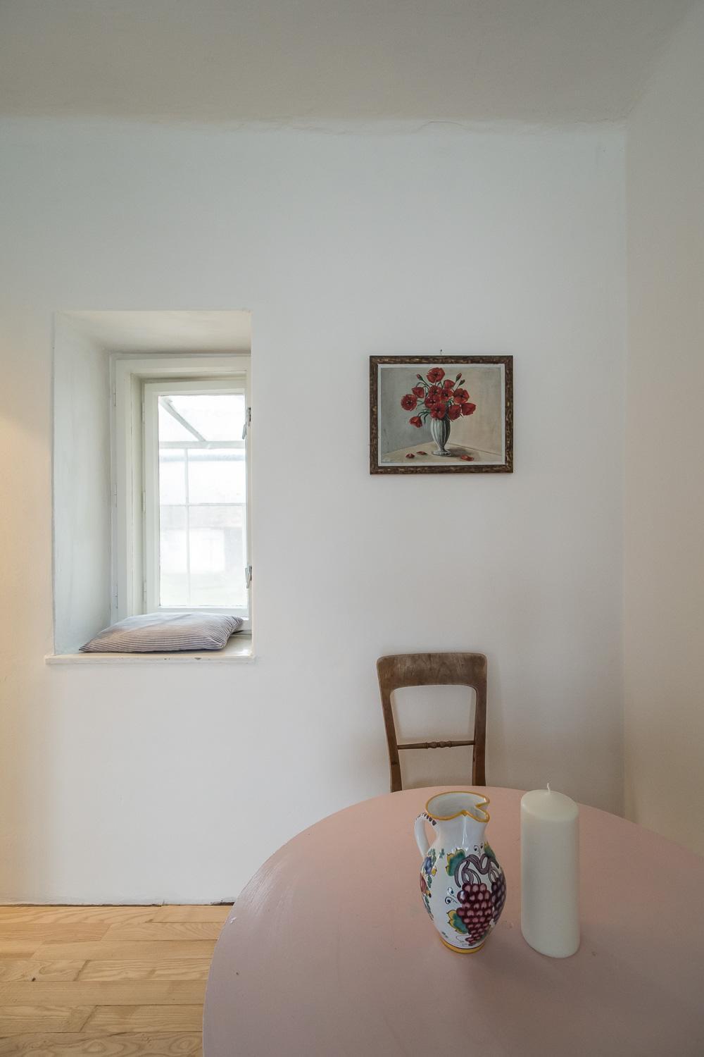 Family Room with Private Bathroom photo 2