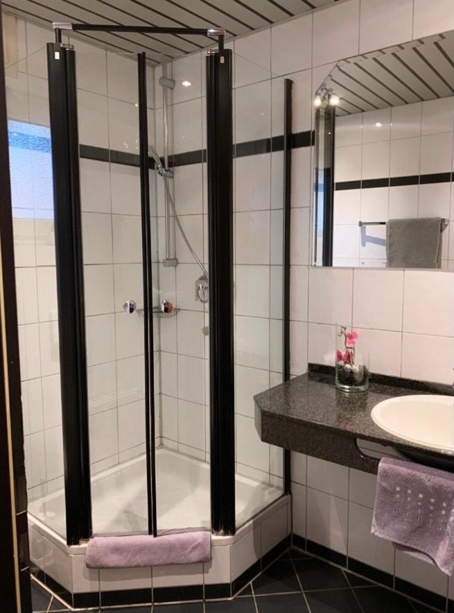 Double Room - Photo 4