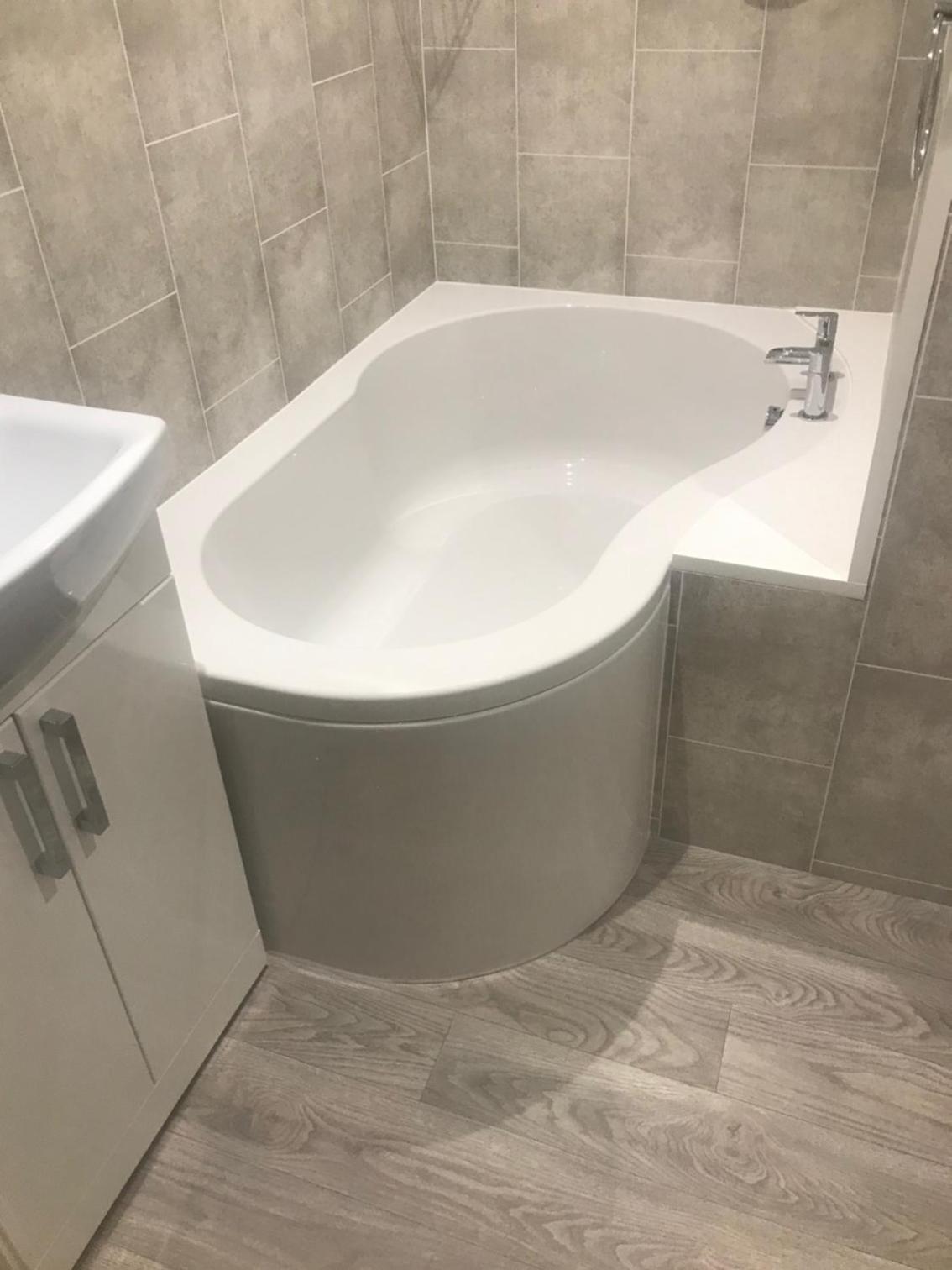 Deluxe Double Room with Bath photo 2