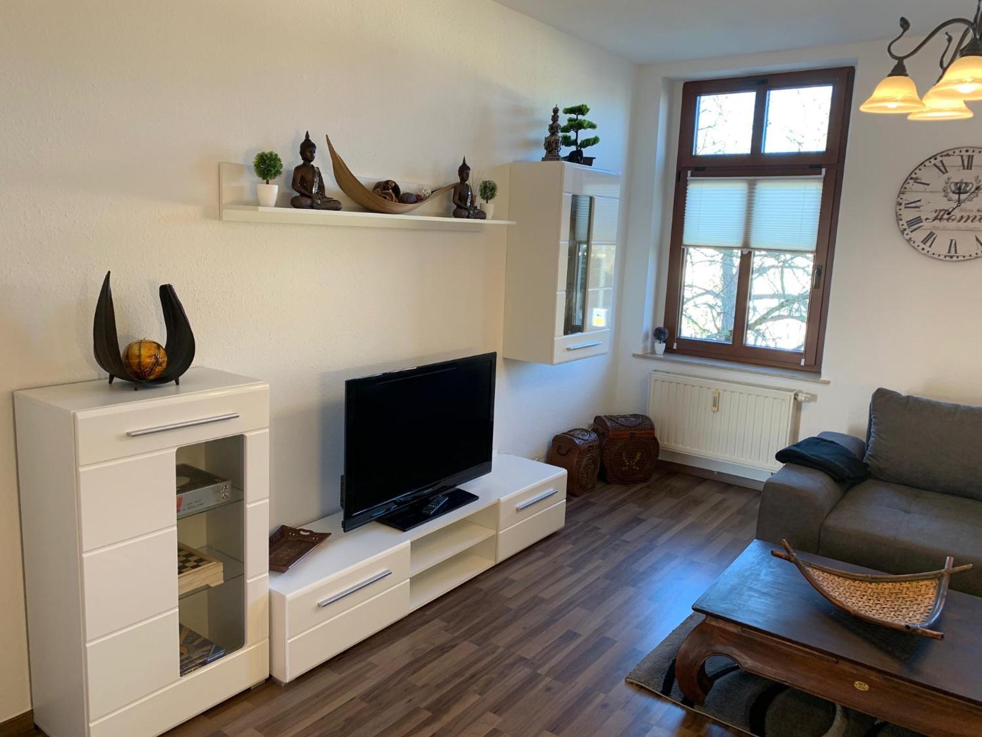 One-Bedroom Apartment - Photo 5