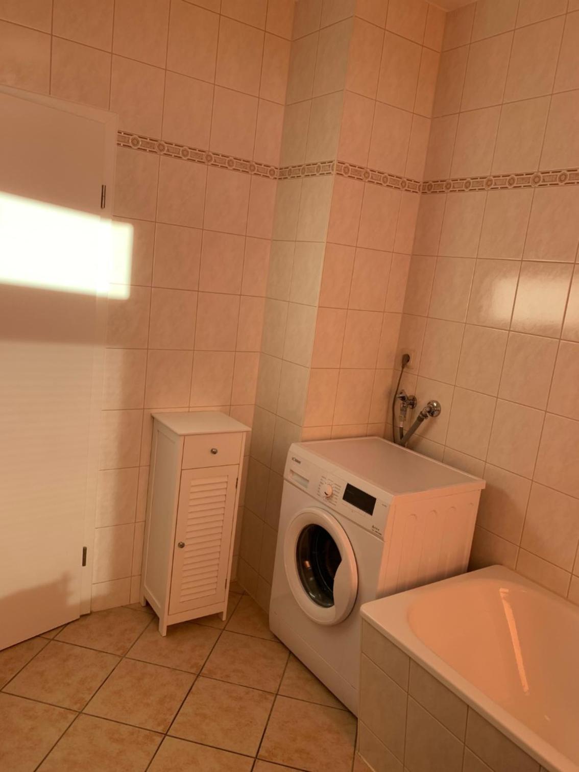 One-Bedroom Apartment - Photo 14