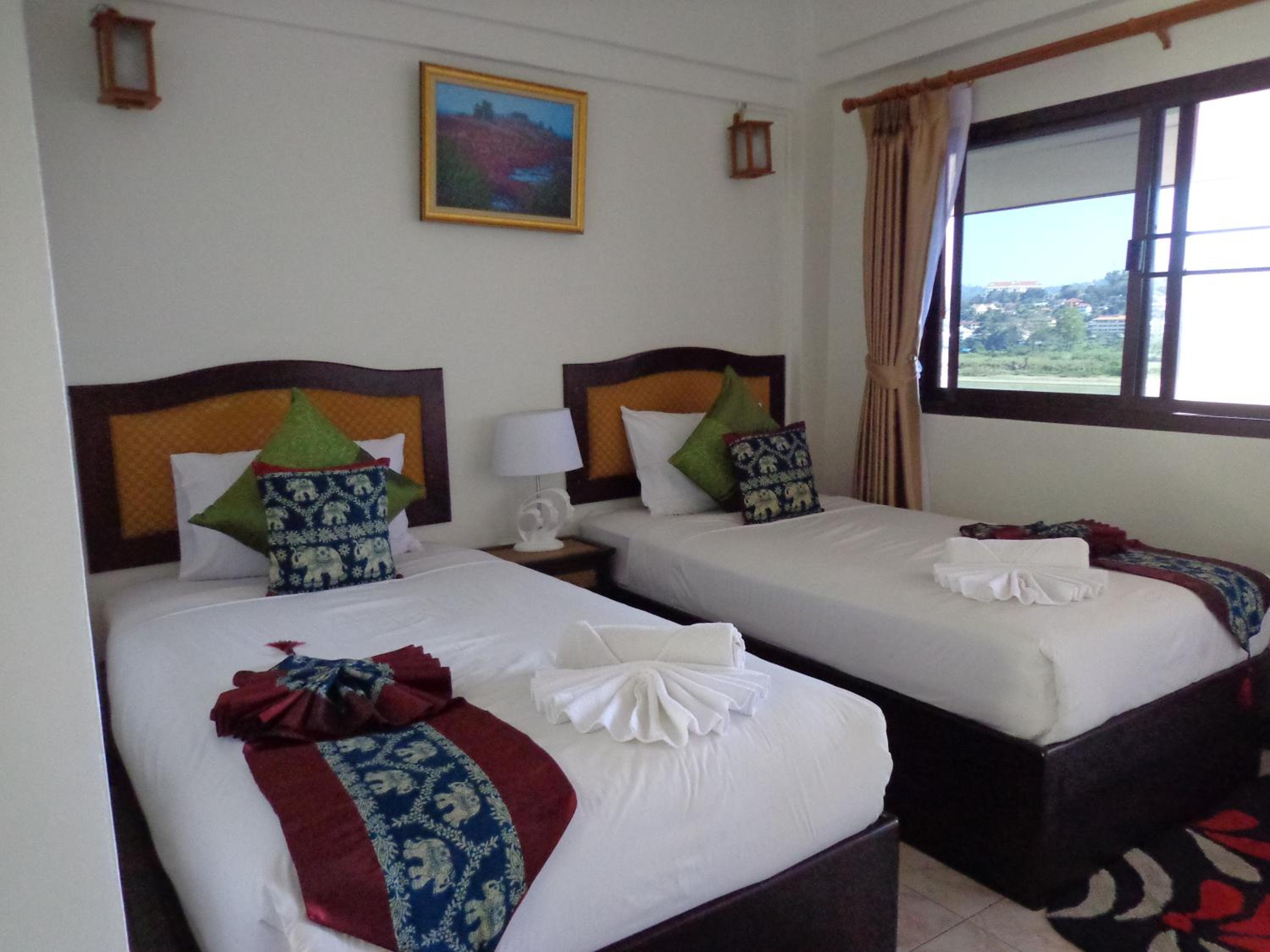Superior Twin Room with River View