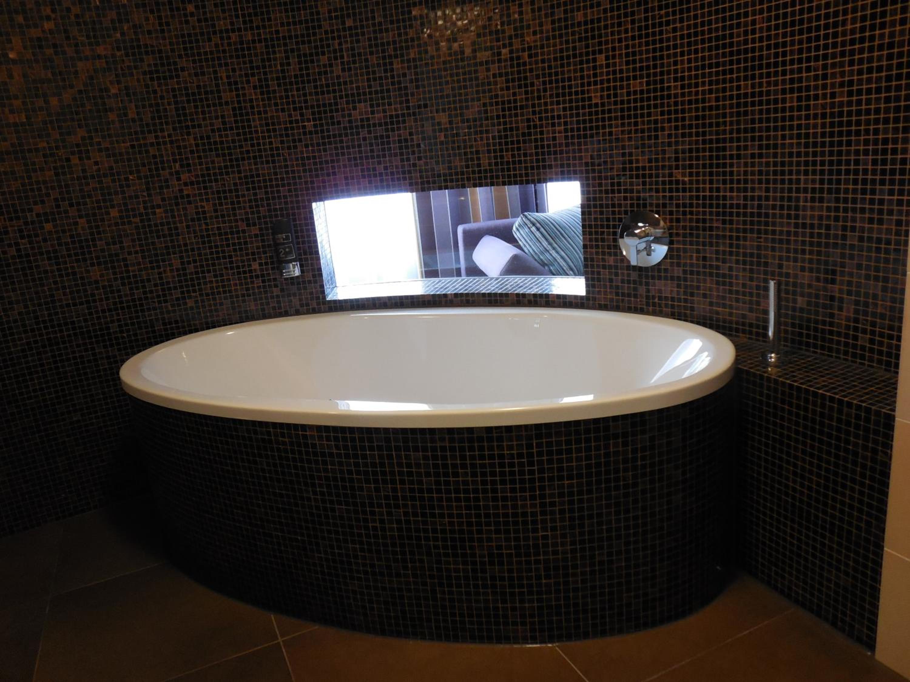Standard Suite - Photo 4