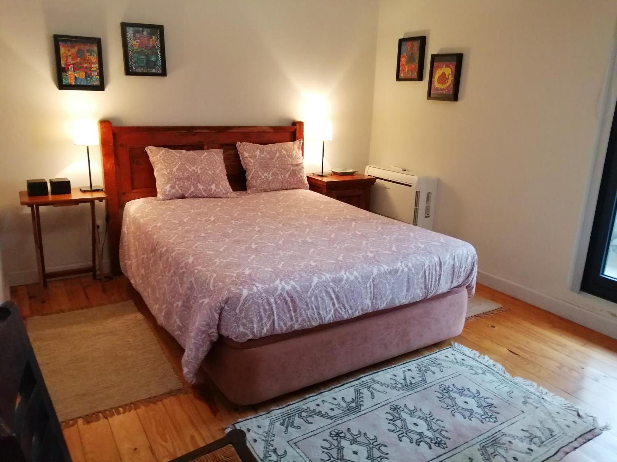 Three-Bedroom House - Photo 3