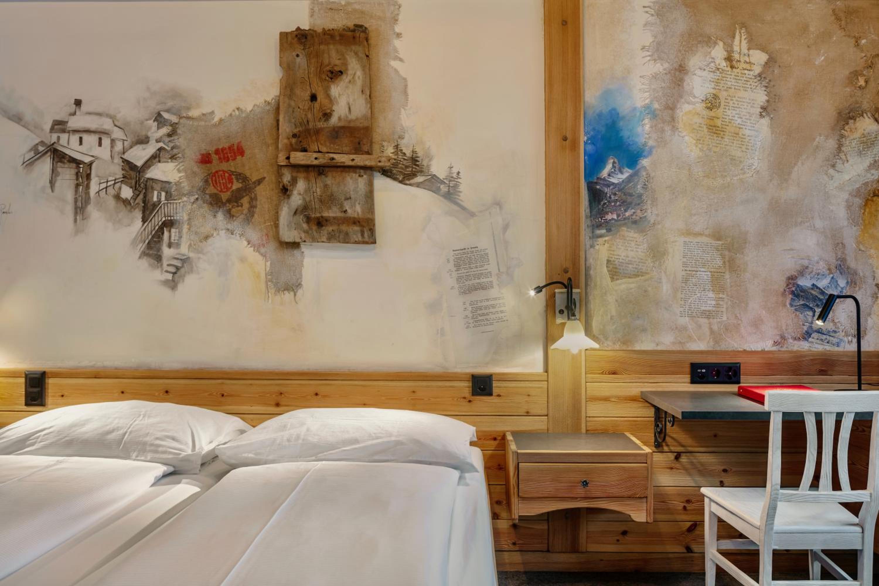 Northern Twin Room - Photo 20
