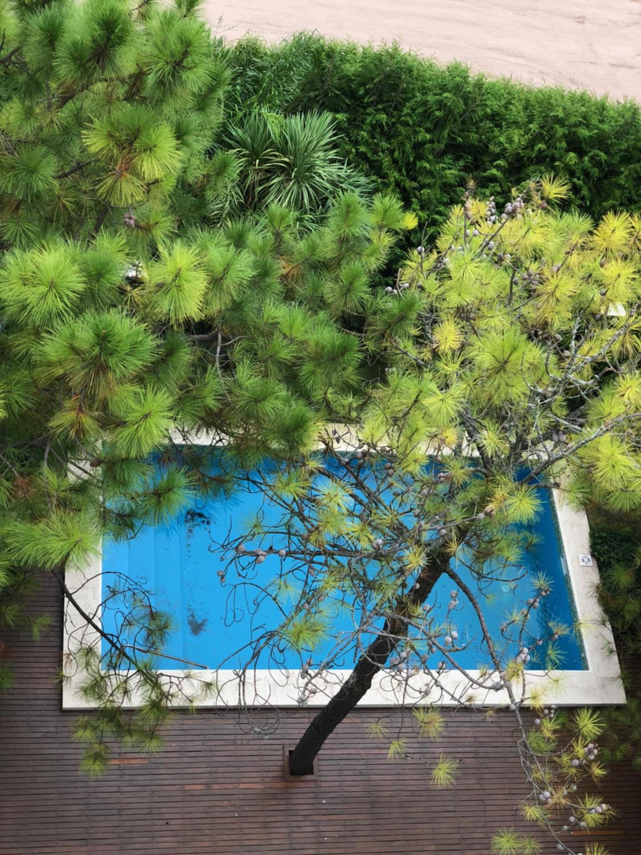 Apartment With Pool View  photo 2