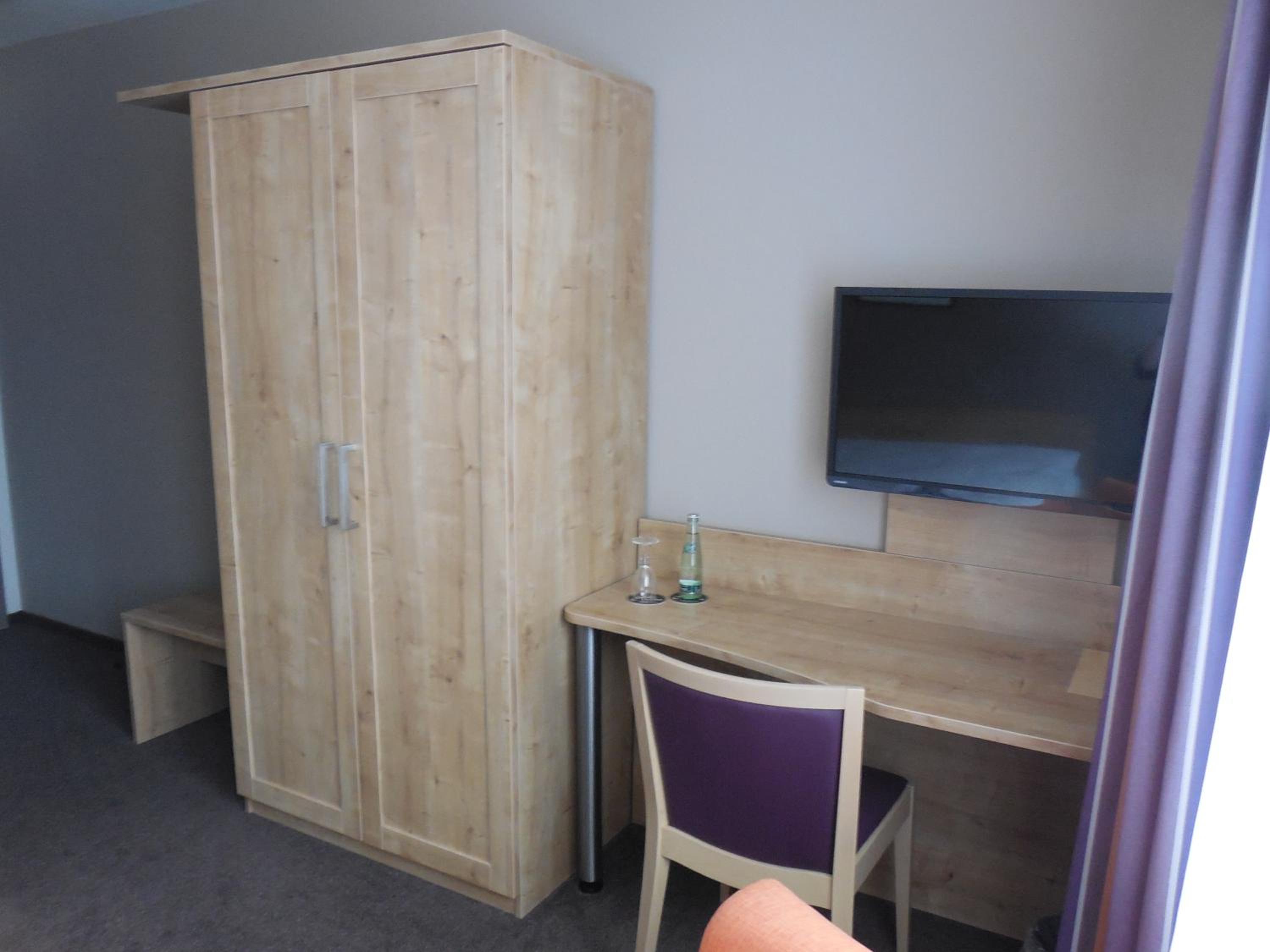 Single Room with Shower photo 3