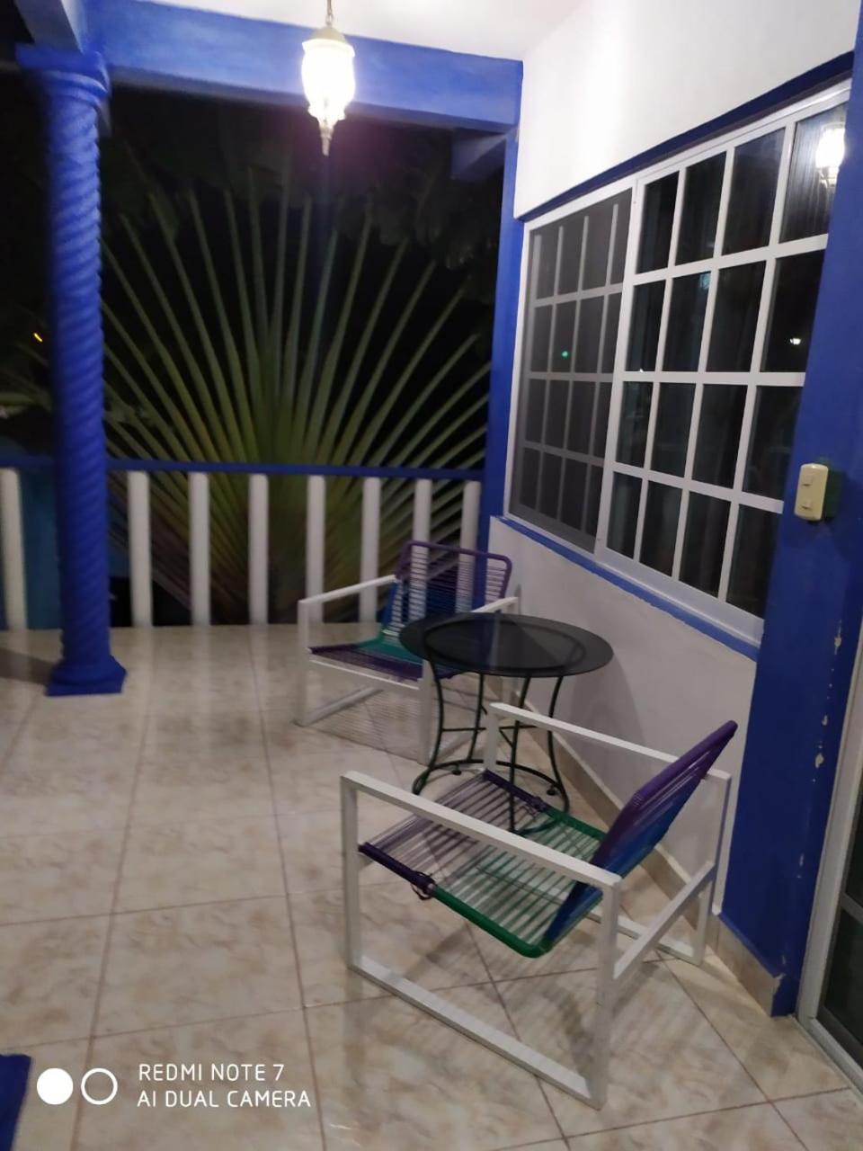 Triple Room with Balcony - Photo 33