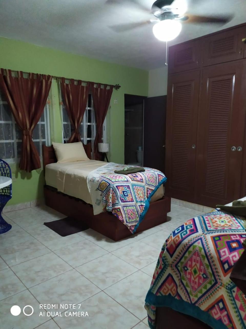 Triple Room with Balcony - Photo 38