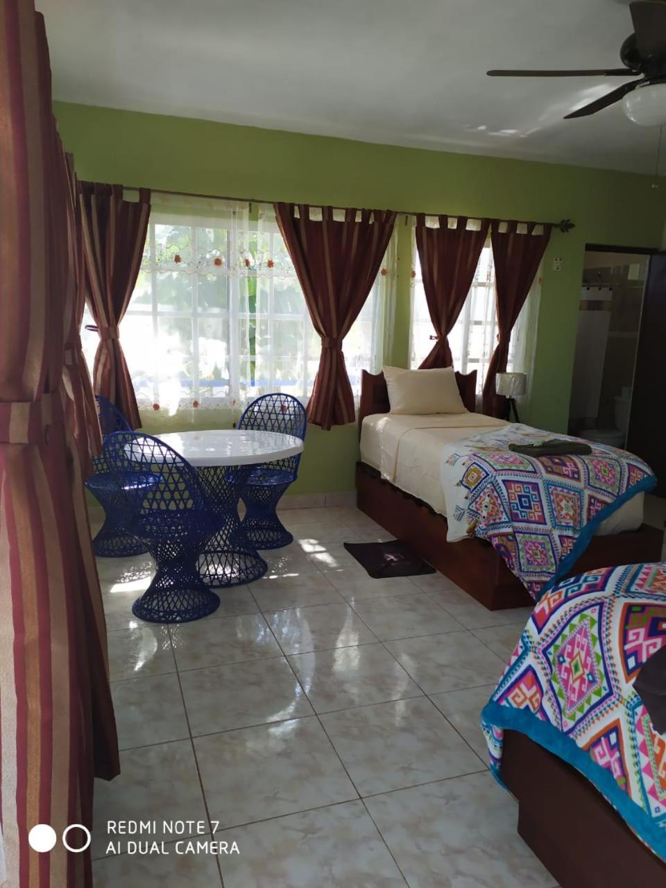 Triple Room with Balcony - Photo 1