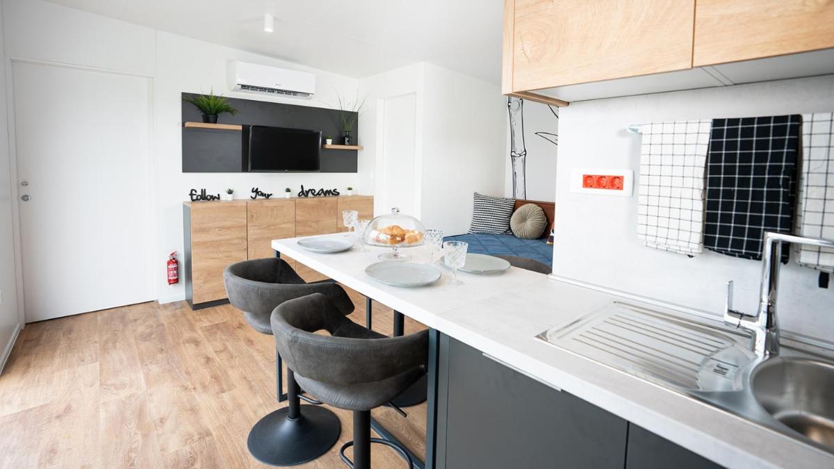 Aura Mobile Home - Photo 5