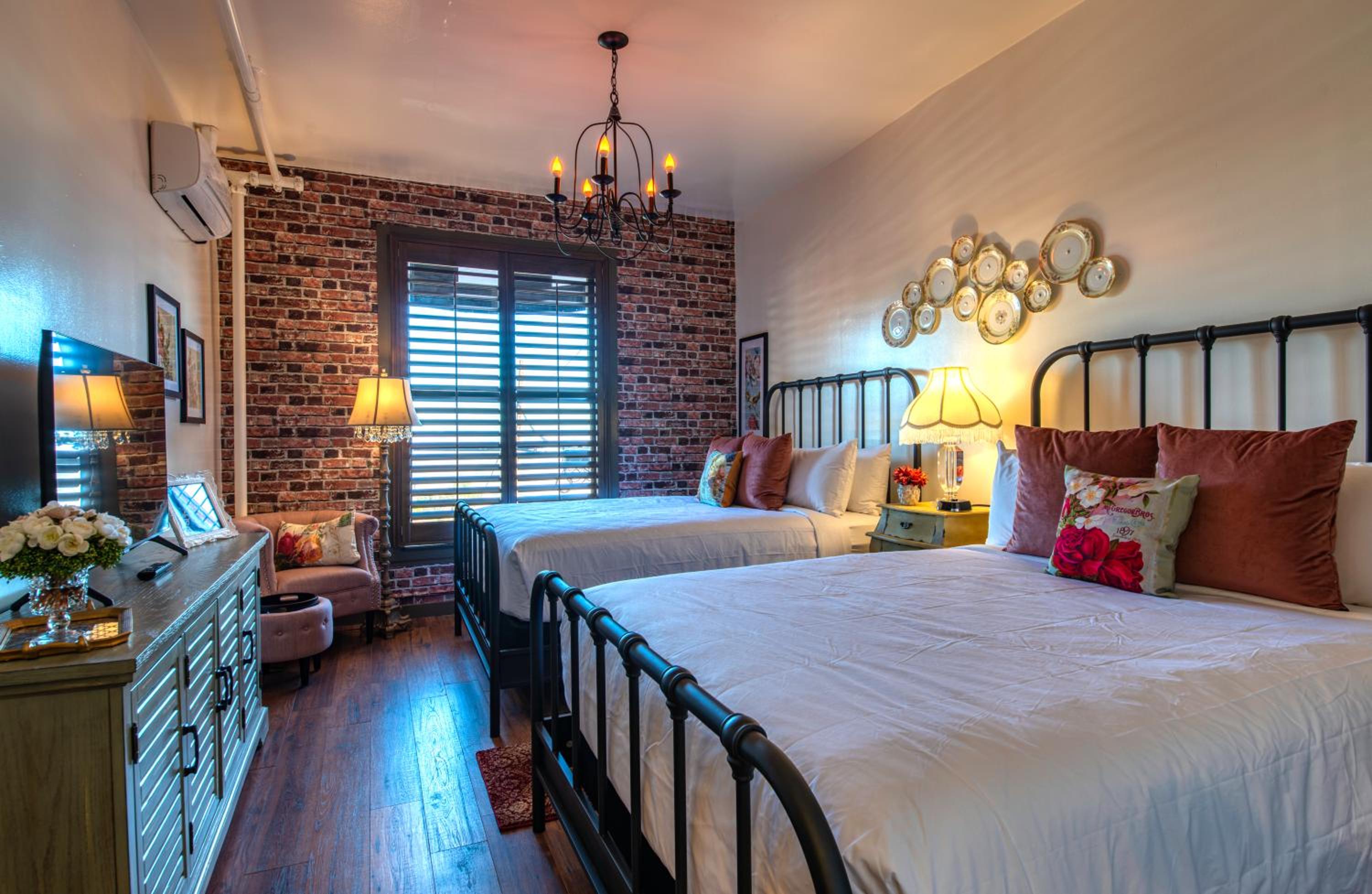 Deluxe Queen Room photo 1