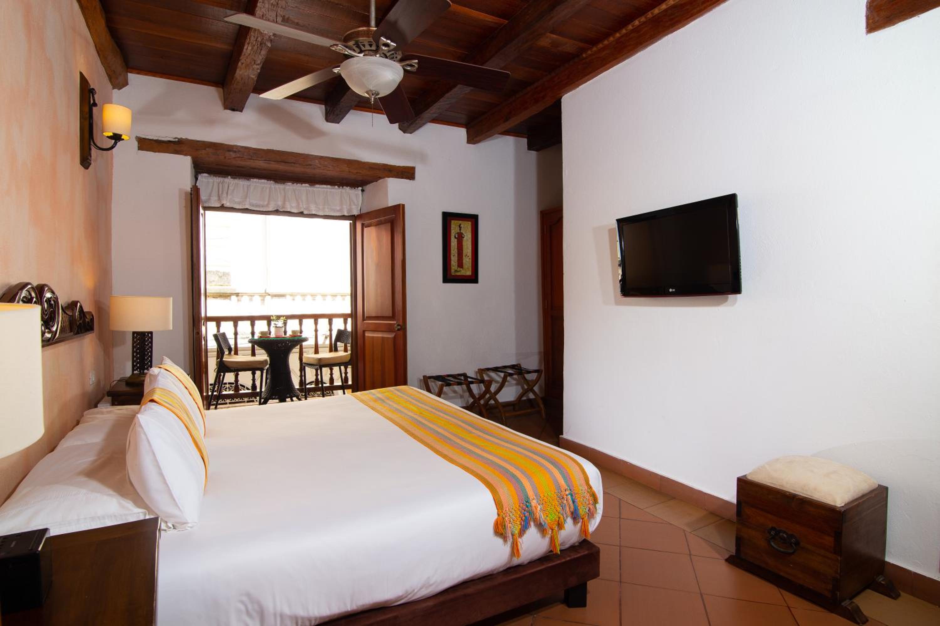 Standard Double Room with Balcony photo 3