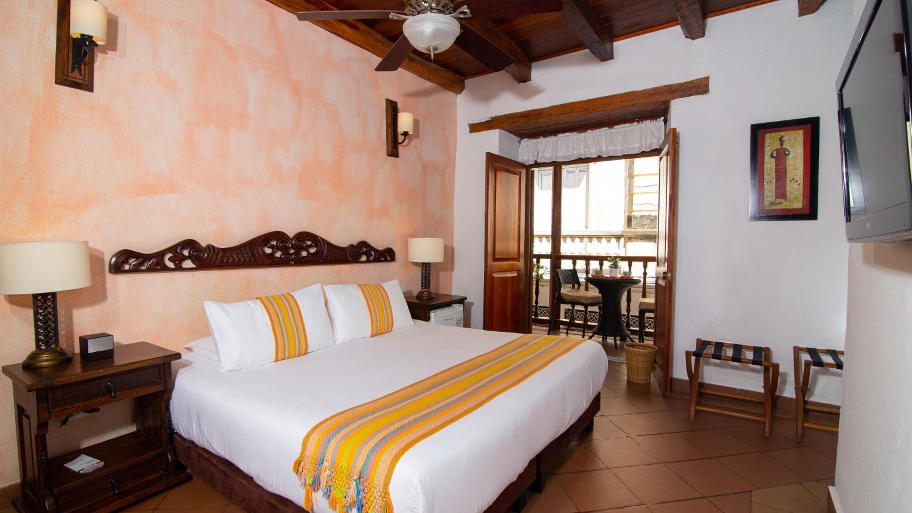 Standard Double Room with Balcony photo 2