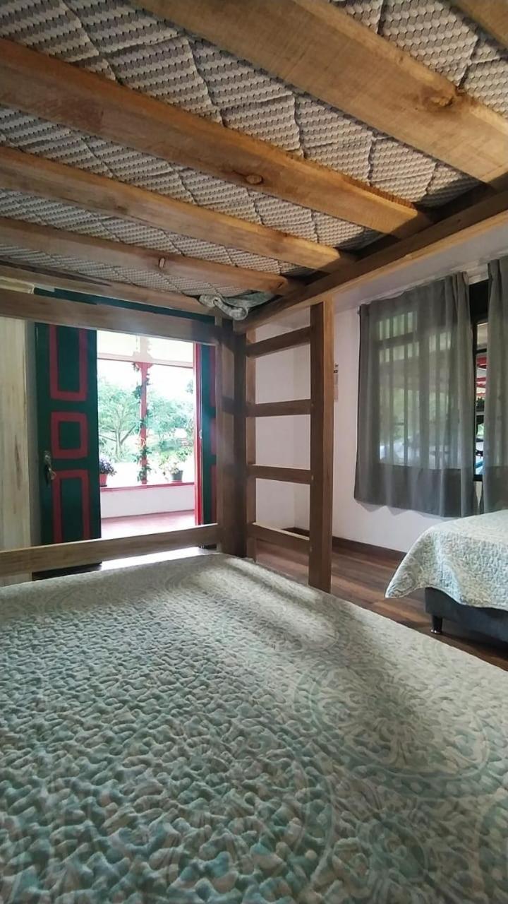 Quadruple Room with Private Bathroom photo 3