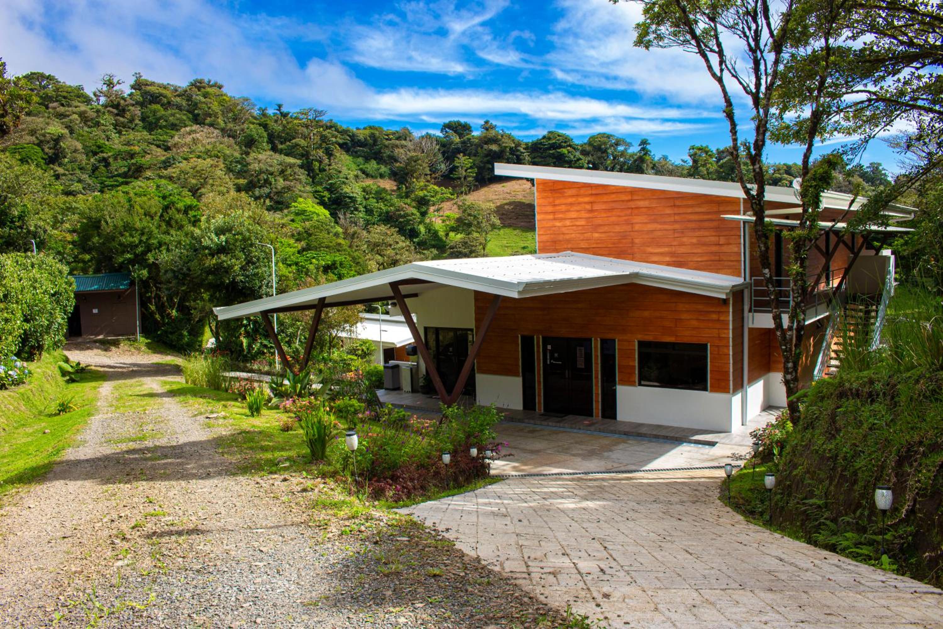 Double Room with Mountain View - Photo 9