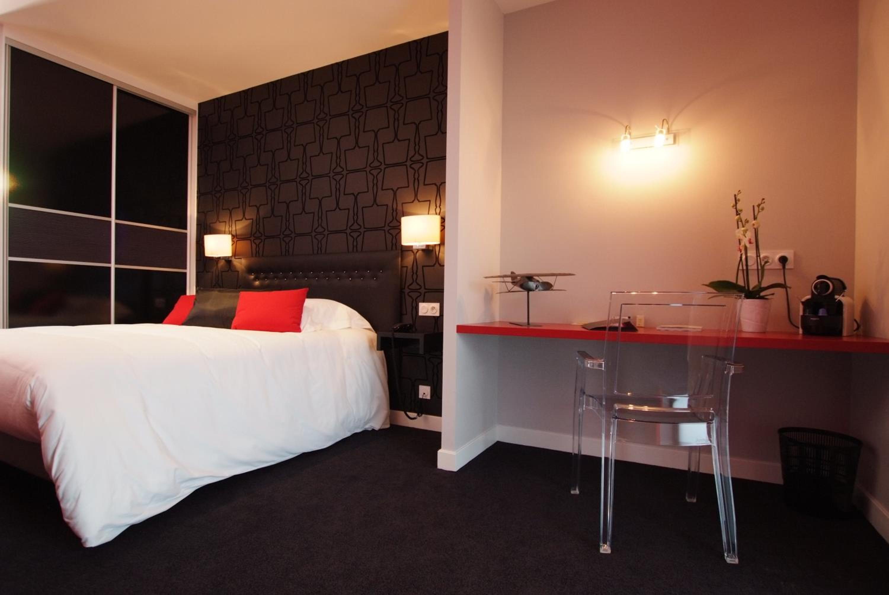 Double Room - Photo 2