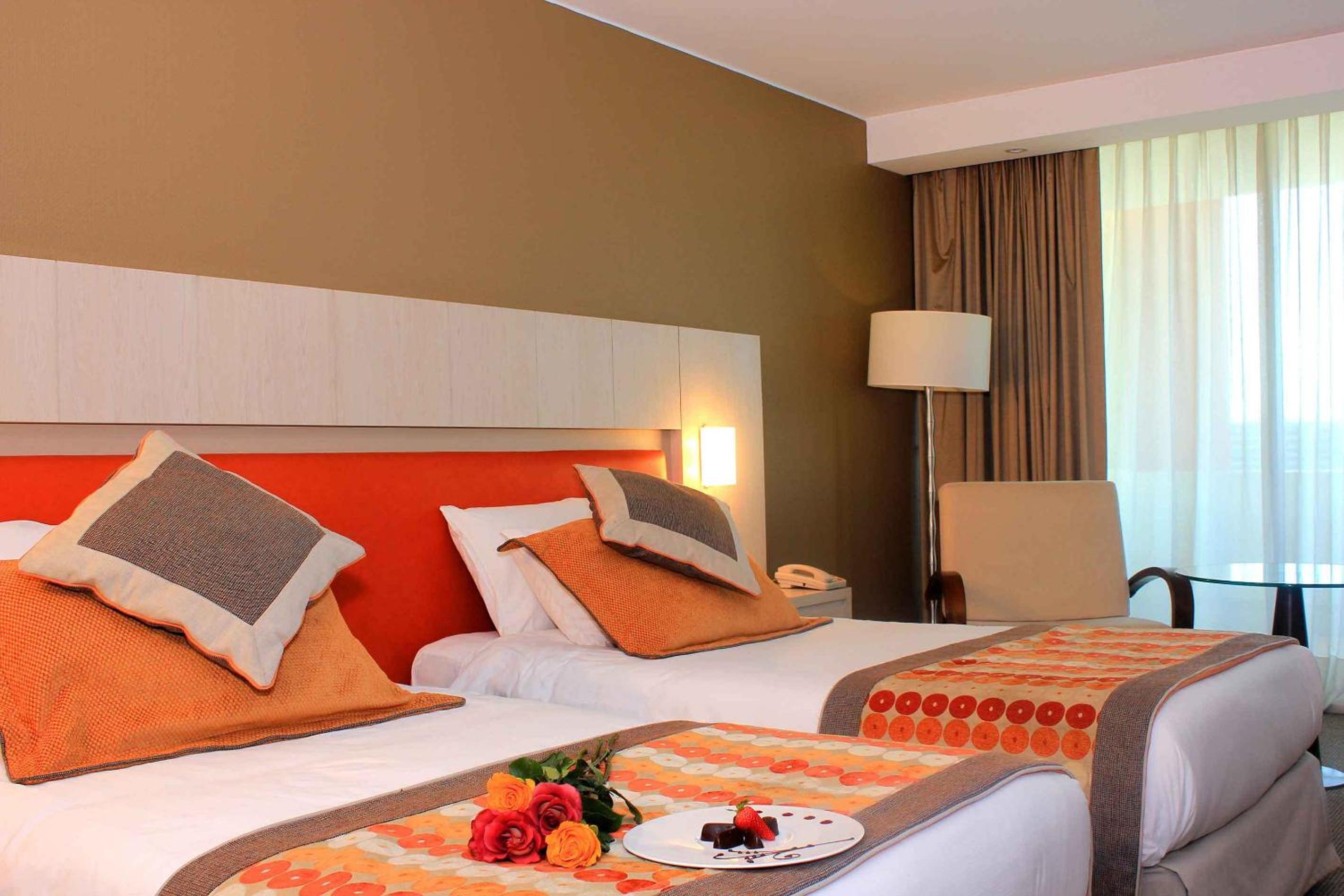 Standard Twin Room photo 2