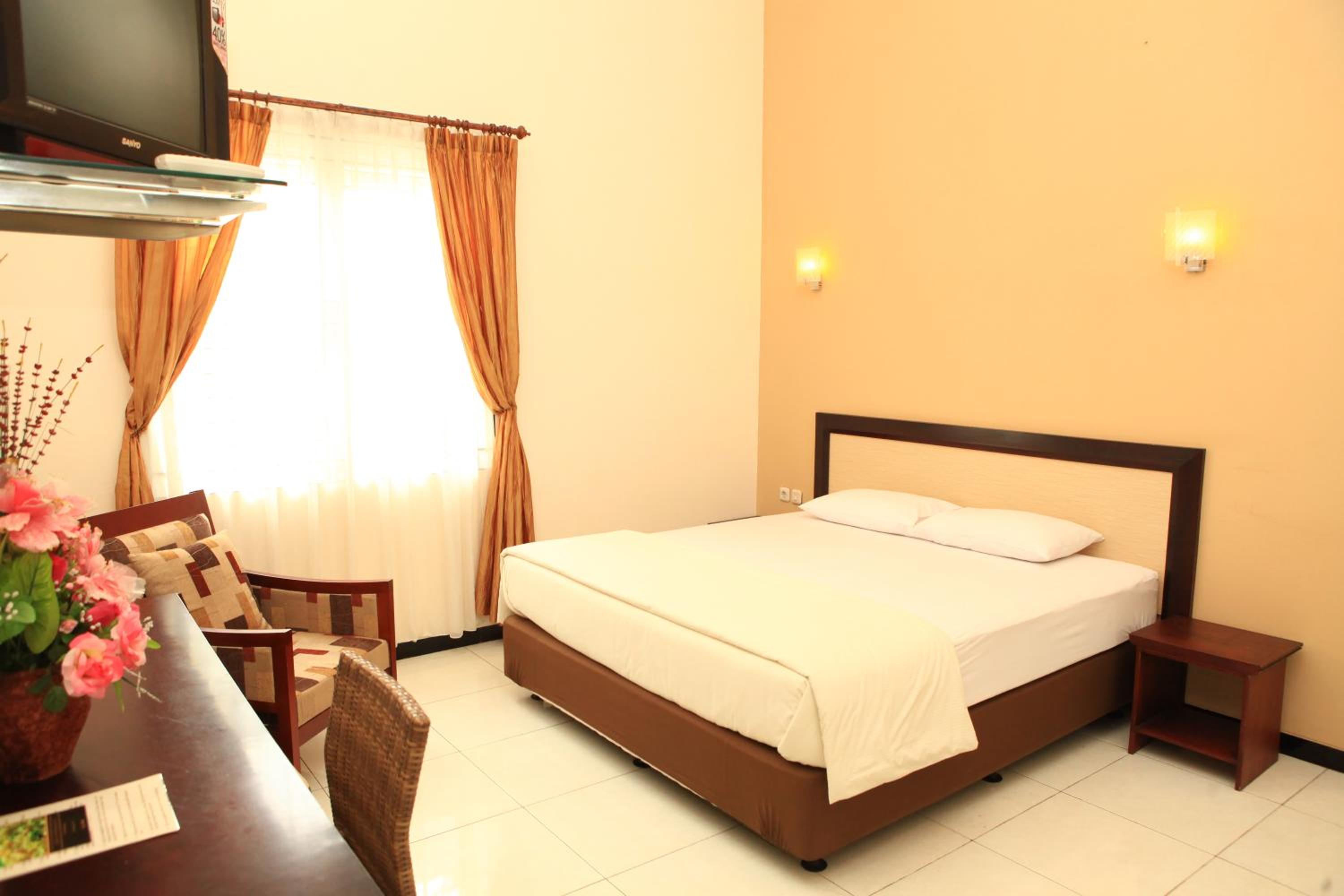 Deluxe Double Room photo 2