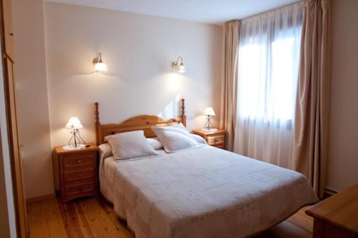 Double or Twin Room - Photo 3