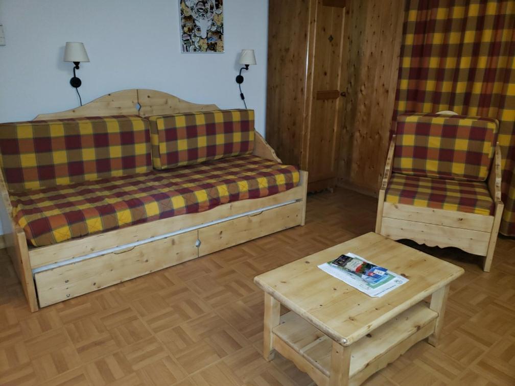 Three-Bedroom Apartment - Photo 27